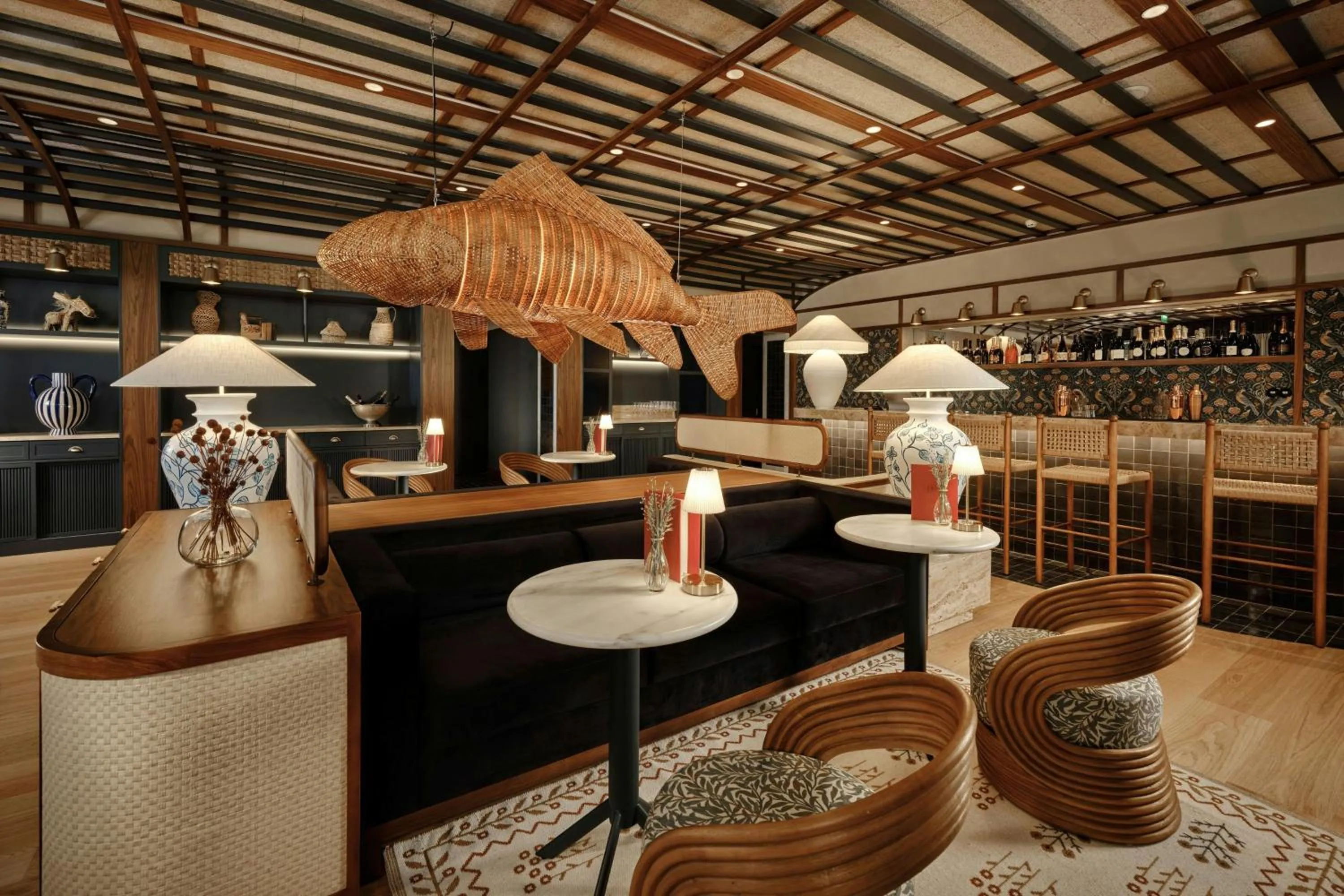 Lounge or bar in Origine Porto Gaia, a Tribute Portfolio Hotel