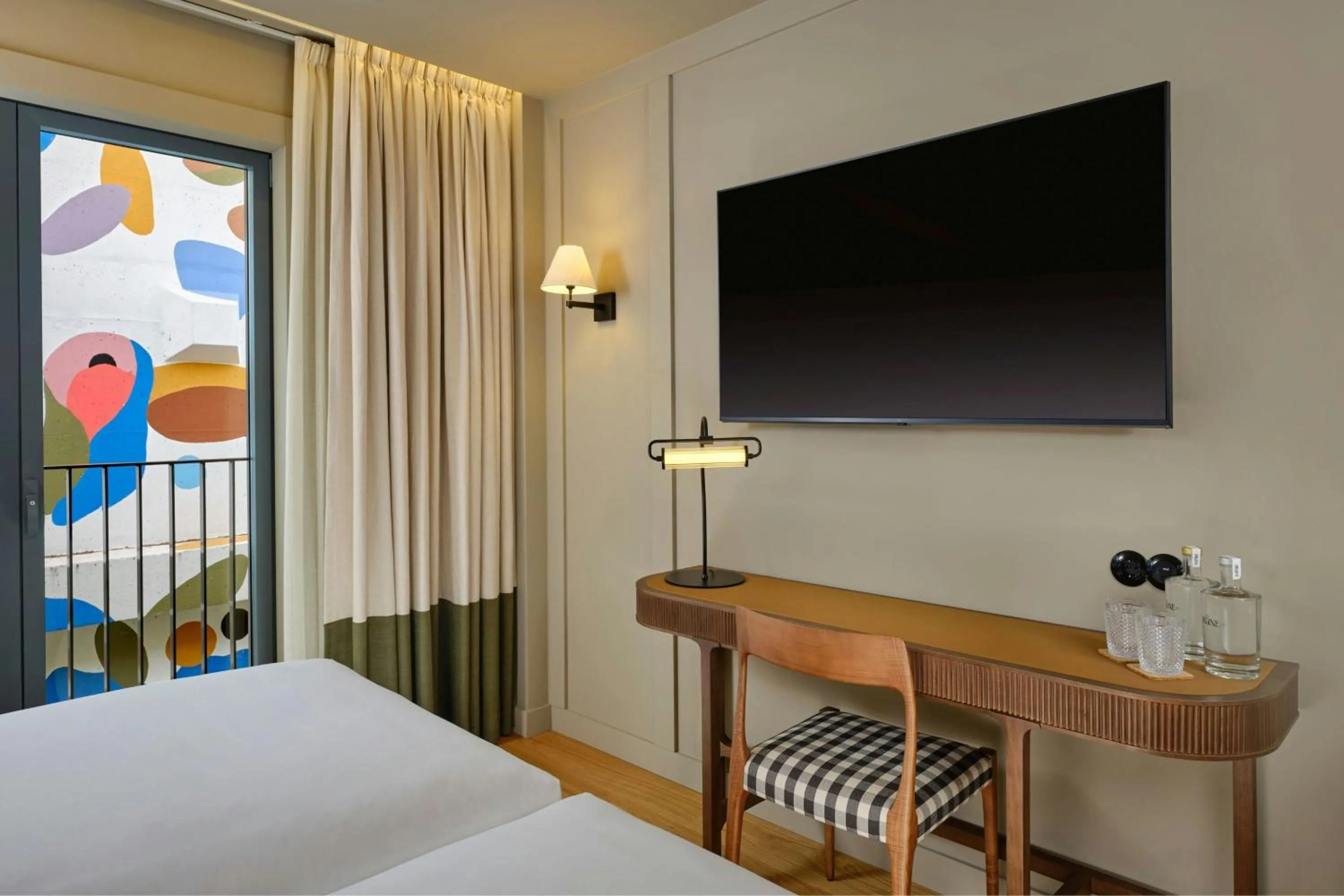 Photo of the whole room, Bed in Origine Porto Gaia, a Tribute Portfolio Hotel
