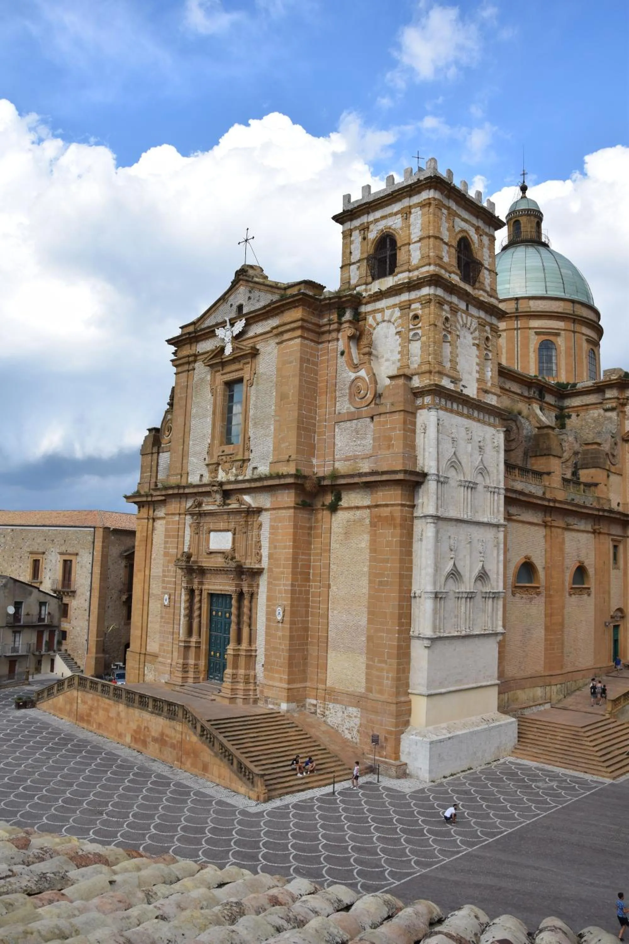 Landmark view in Suite D'Autore Art Design Gallery