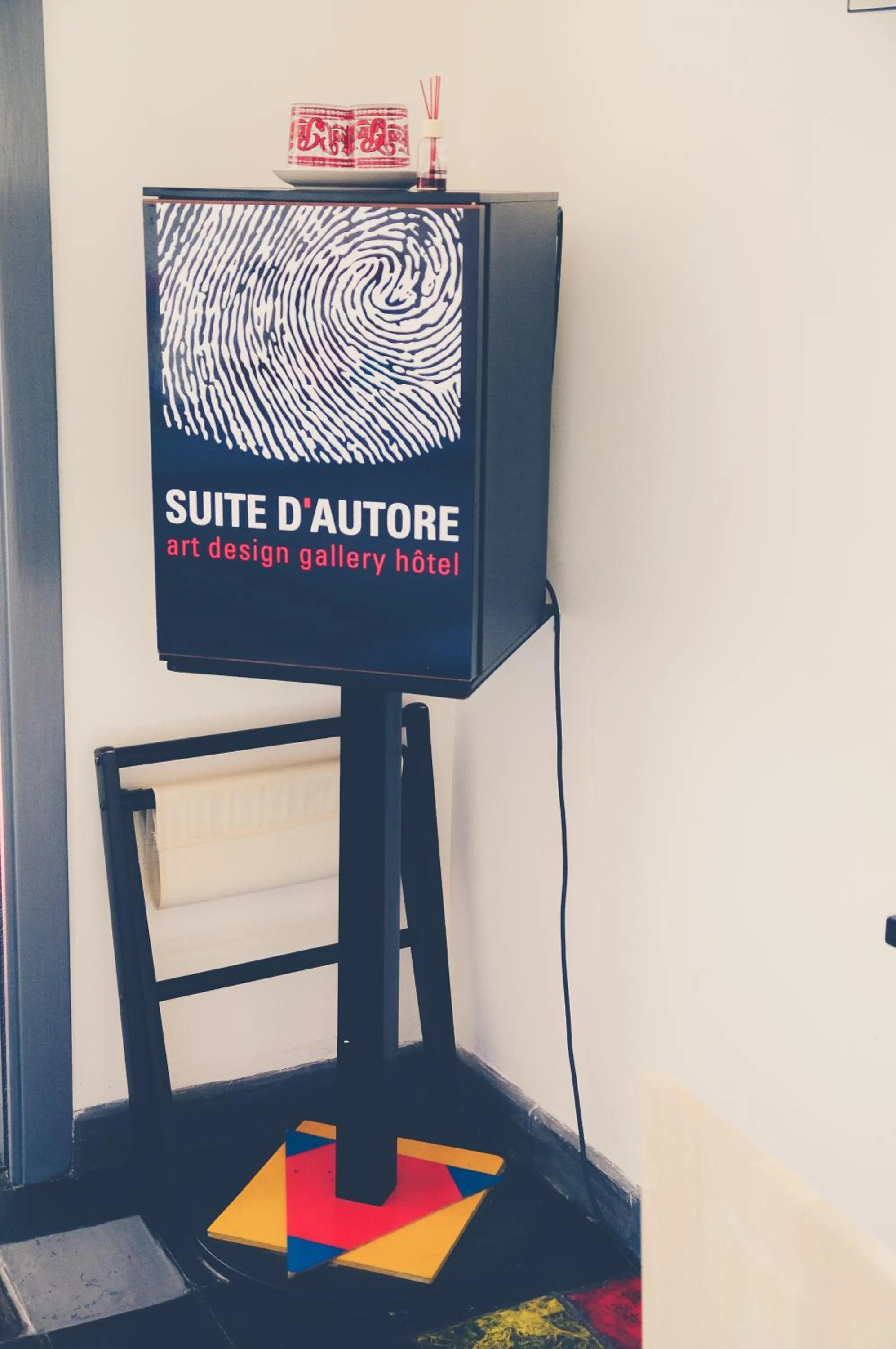 Alcoholic drinks in Suite D'Autore Art Design Gallery