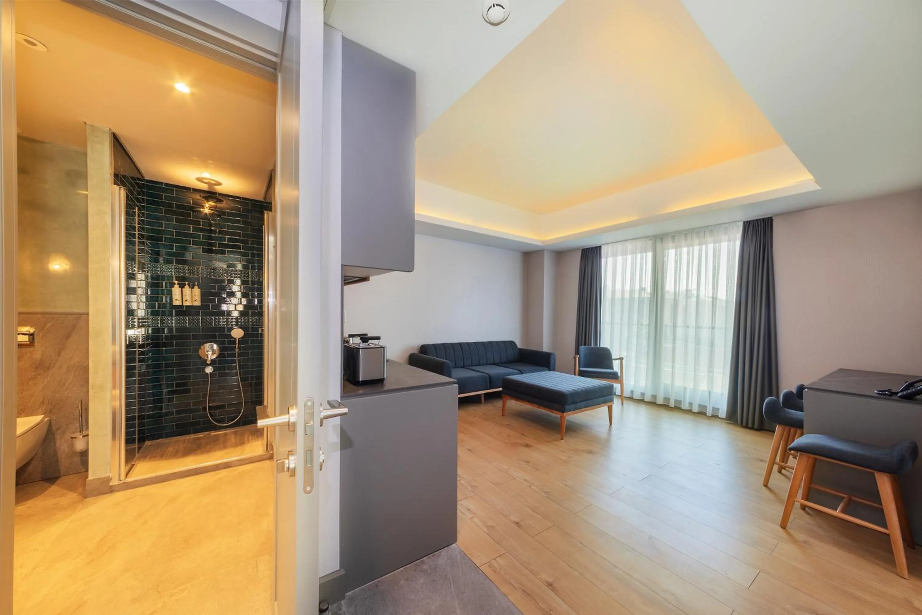 Shower in Meroddi Beyoğlu Residence