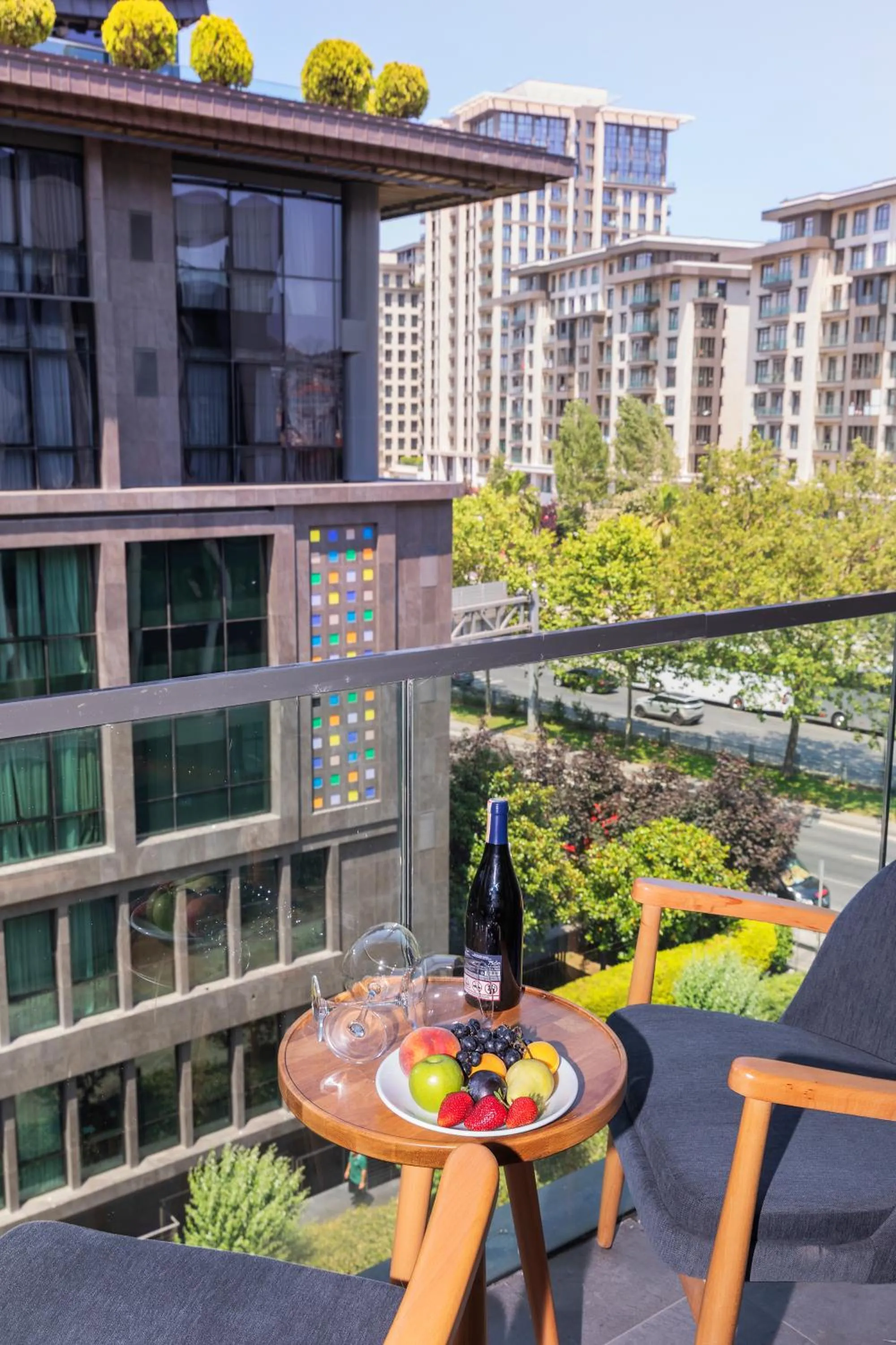 Balcony/Terrace in Meroddi Beyoğlu Residence