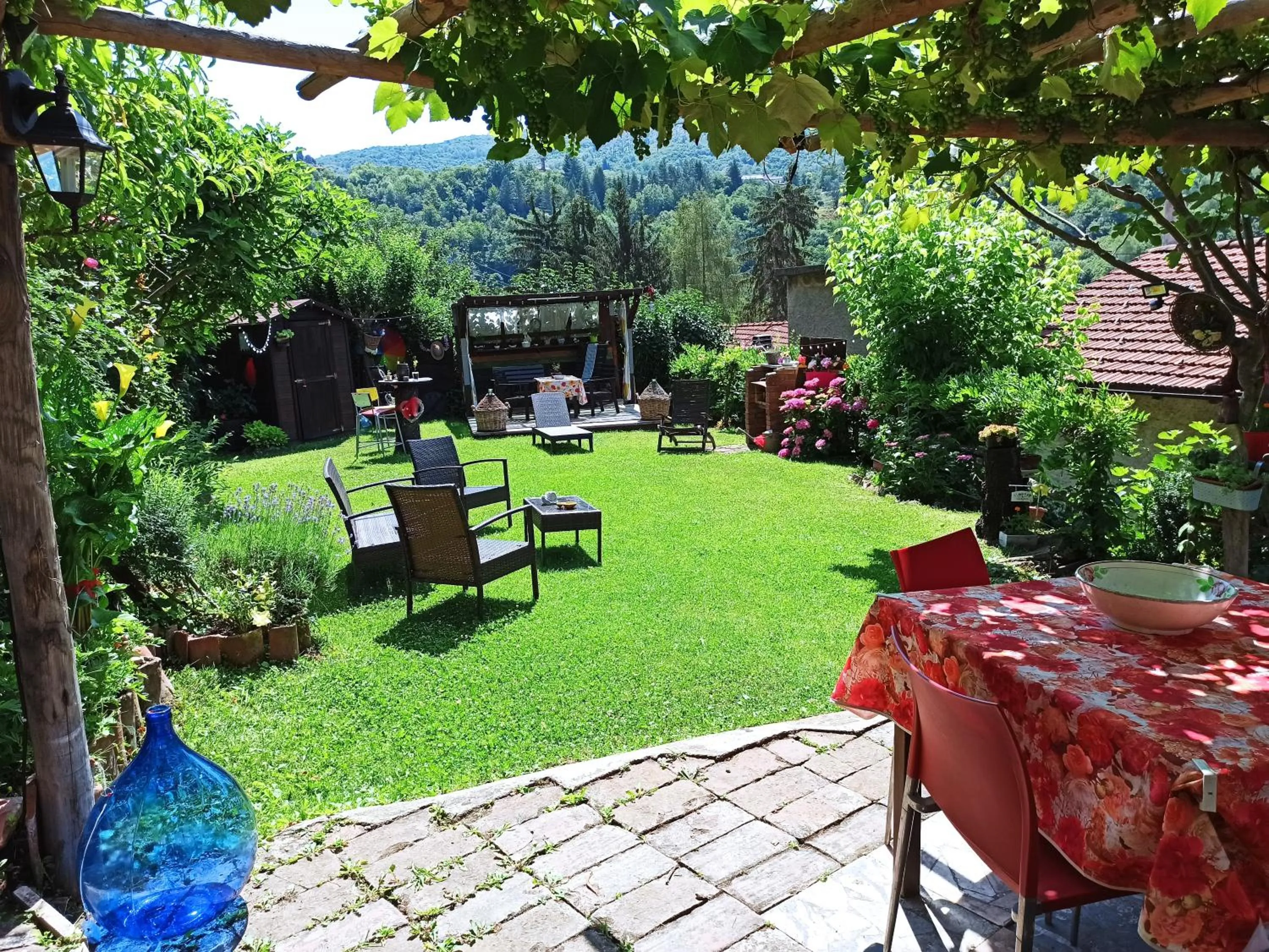 Garden in B&B Va...lentina