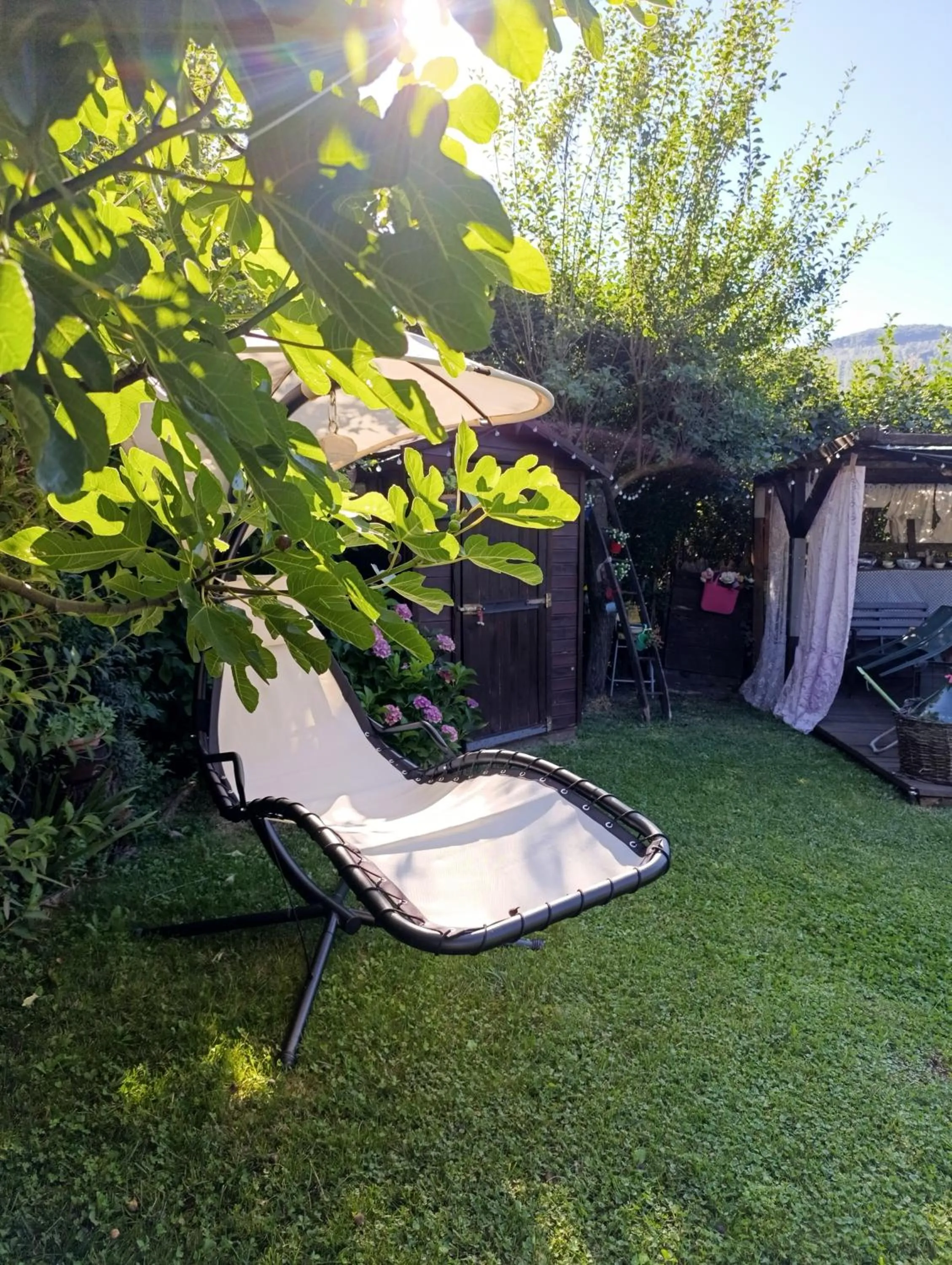 sunbed in B&B Va...lentina