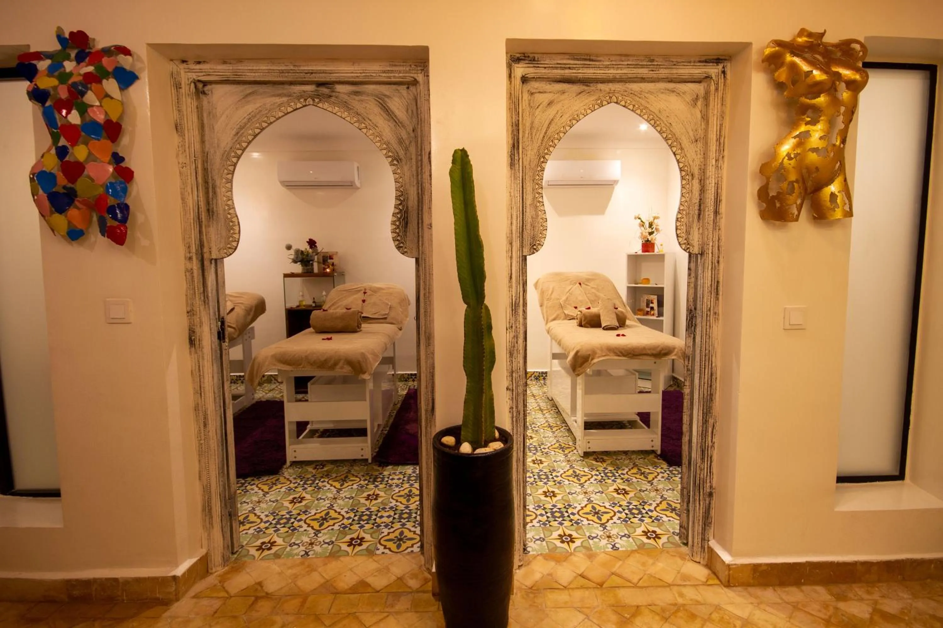 Massage, Bed in Riad Dar Augusta