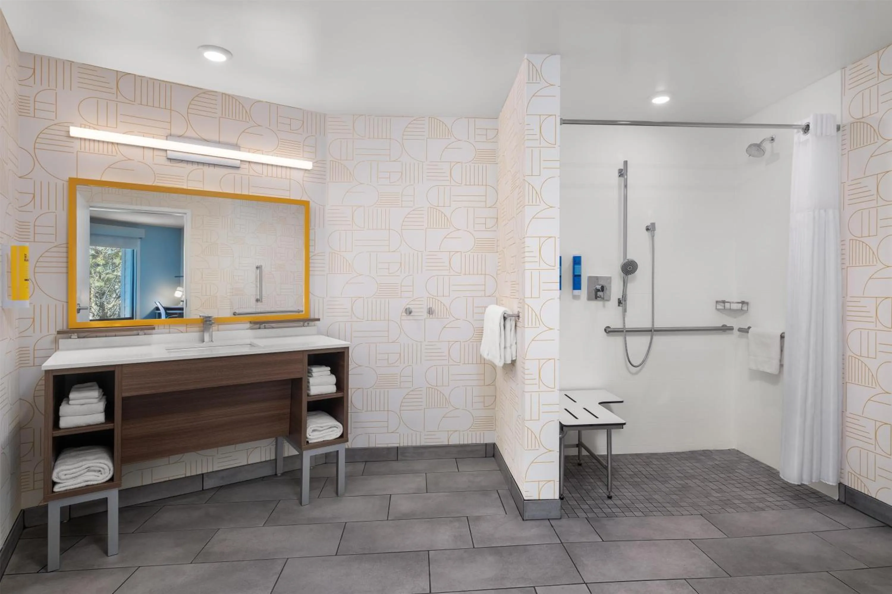 Bathroom in Home2 Suites By Hilton Flagstaff