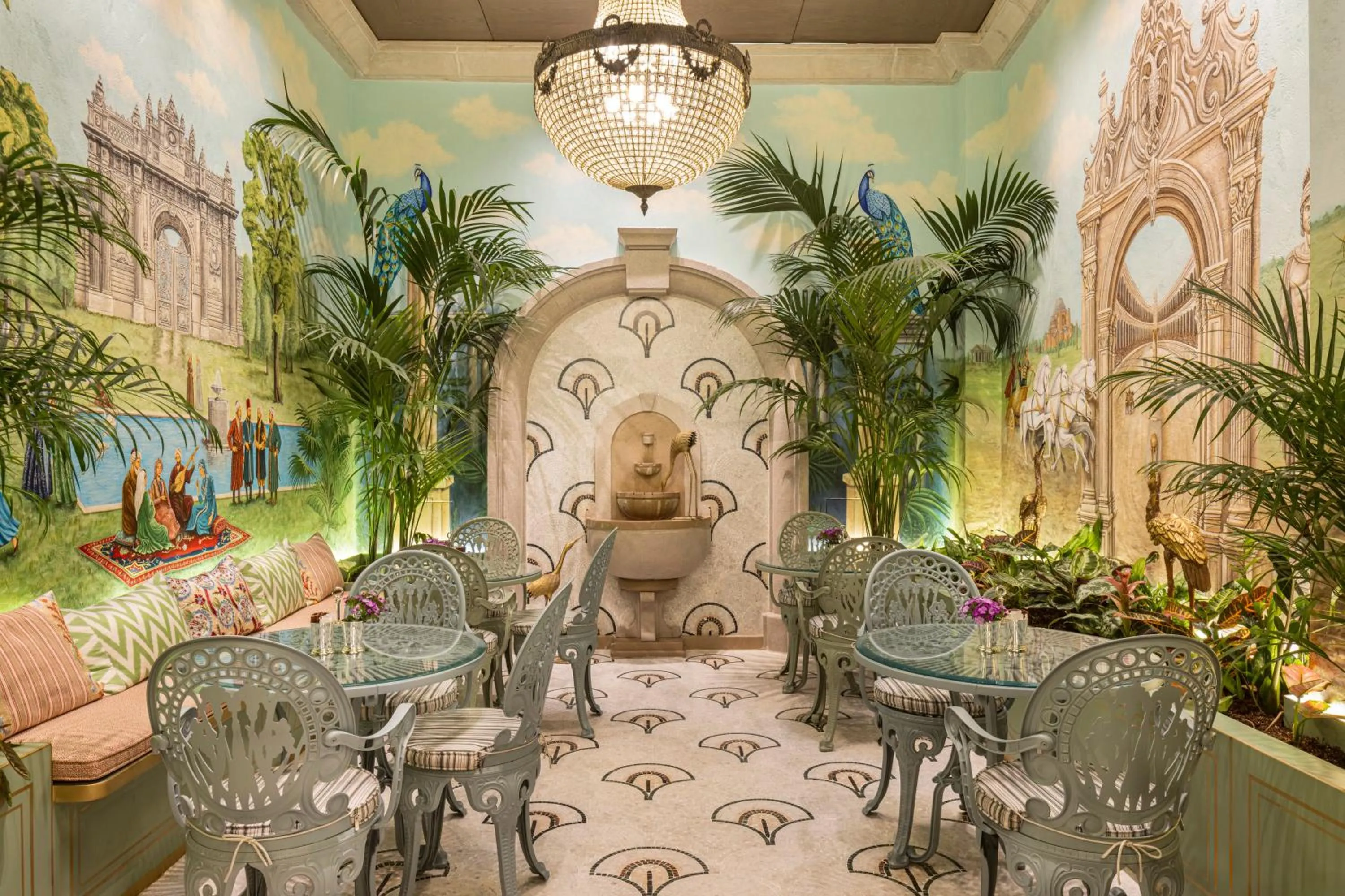 Lounge or bar in The Ritus Hotel Istanbul Sultanahmet, Tapestry Collection by Hilton