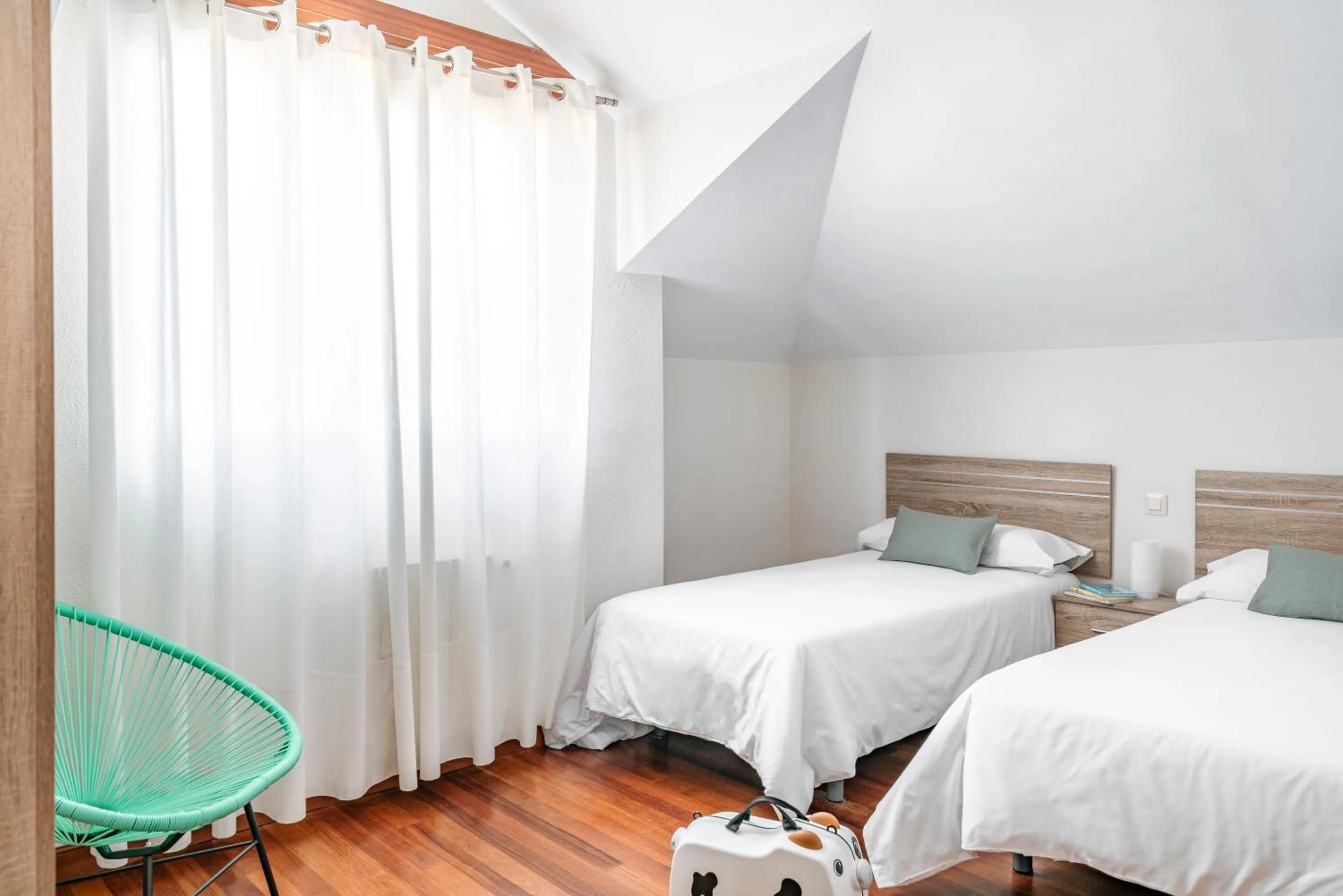 Bedroom, Bed in Apartamentos Alday