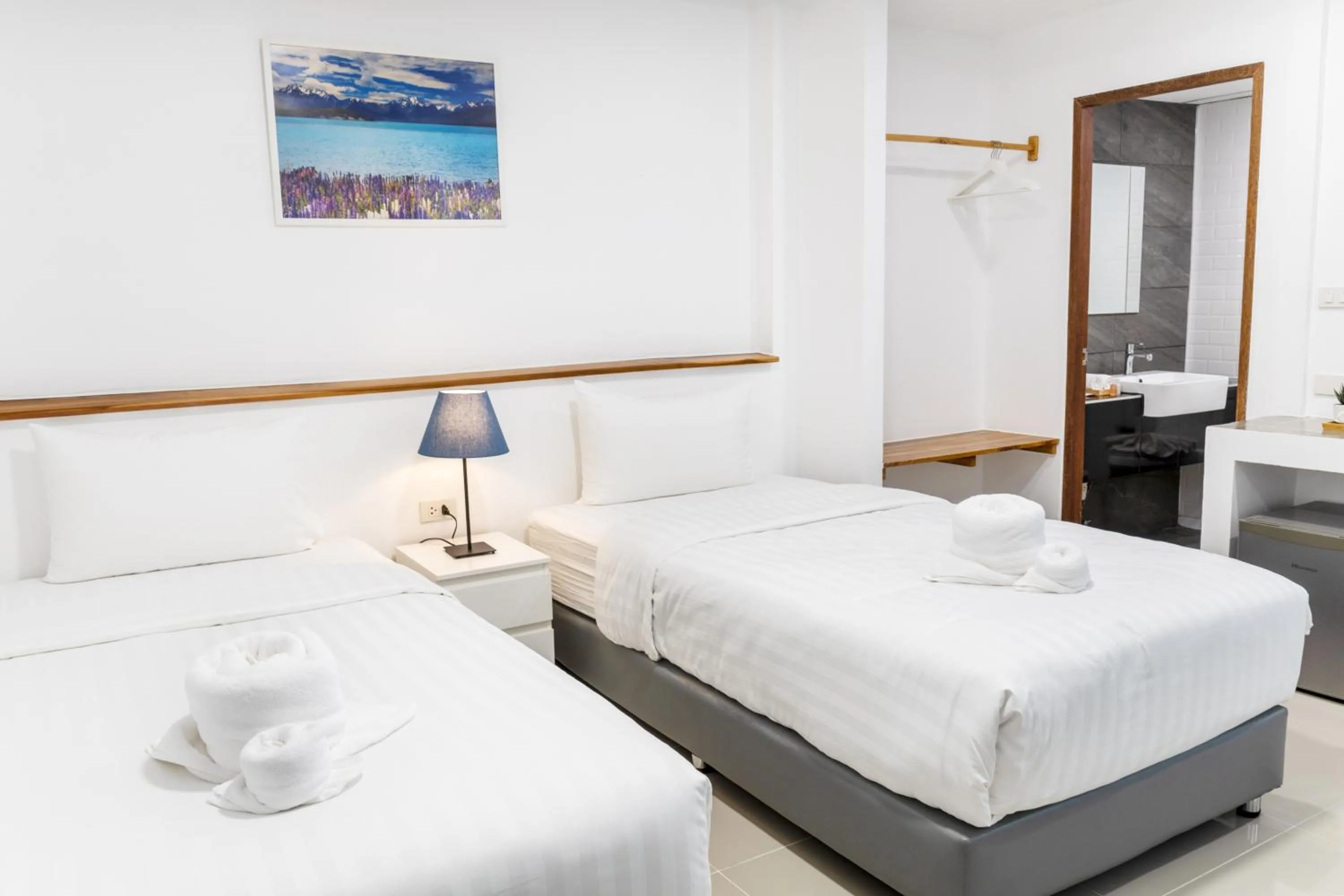 Photo of the whole room, Bed in Grand Sattahip Hotel by BSH