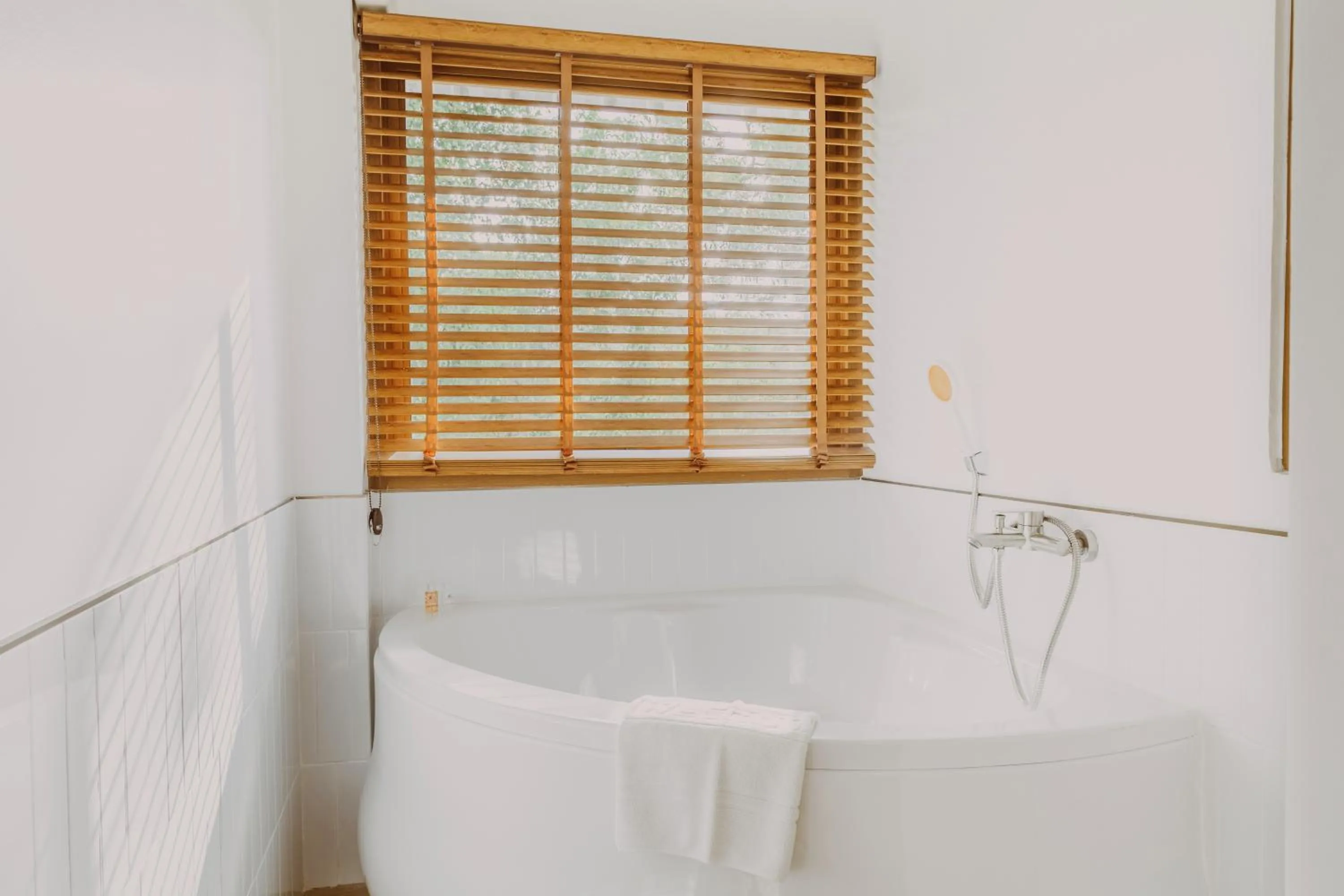 Bath in Grand Sattahip Hotel by BSH