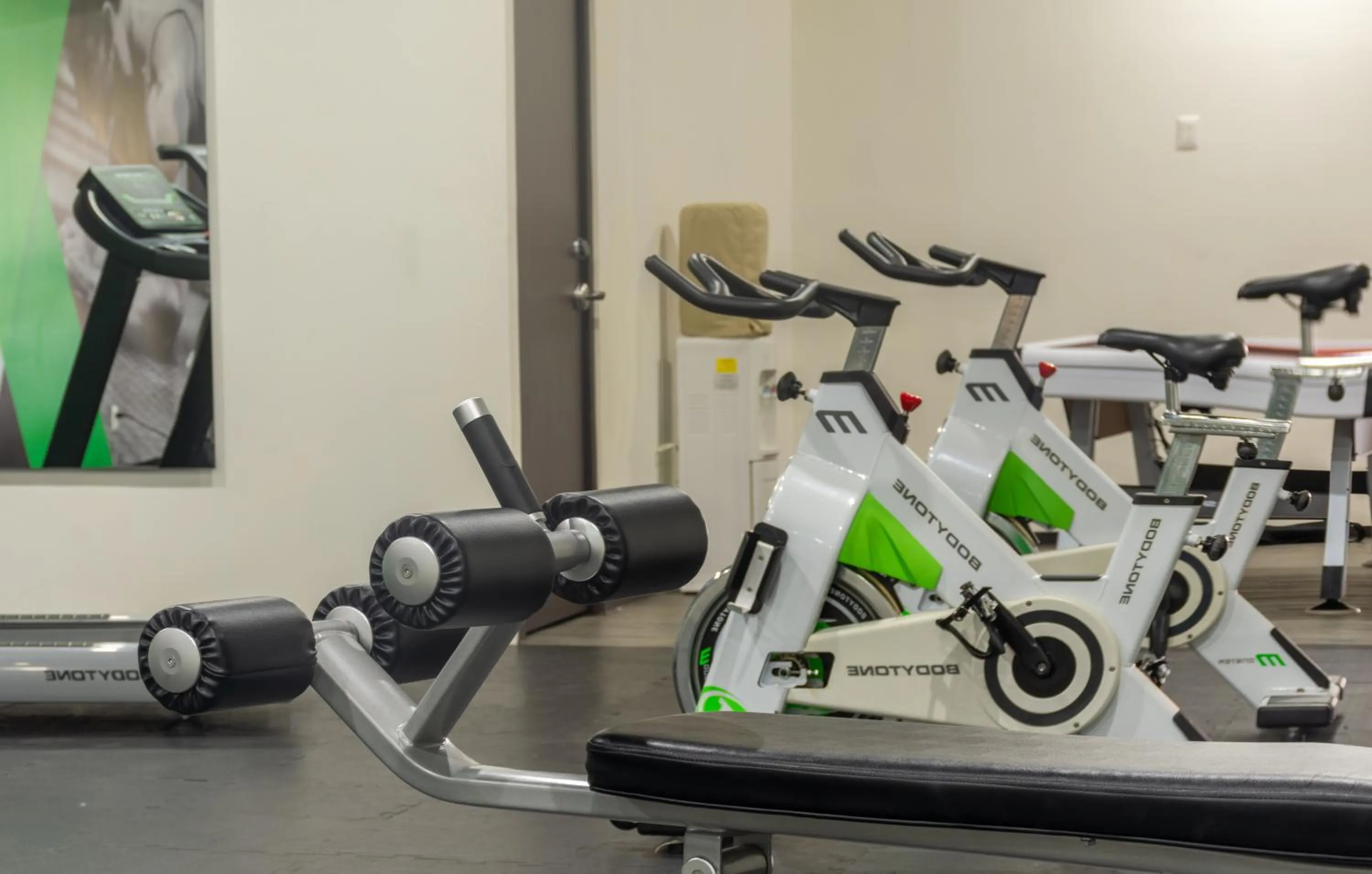 Fitness centre/facilities in Hotel Glow Point - Mulza