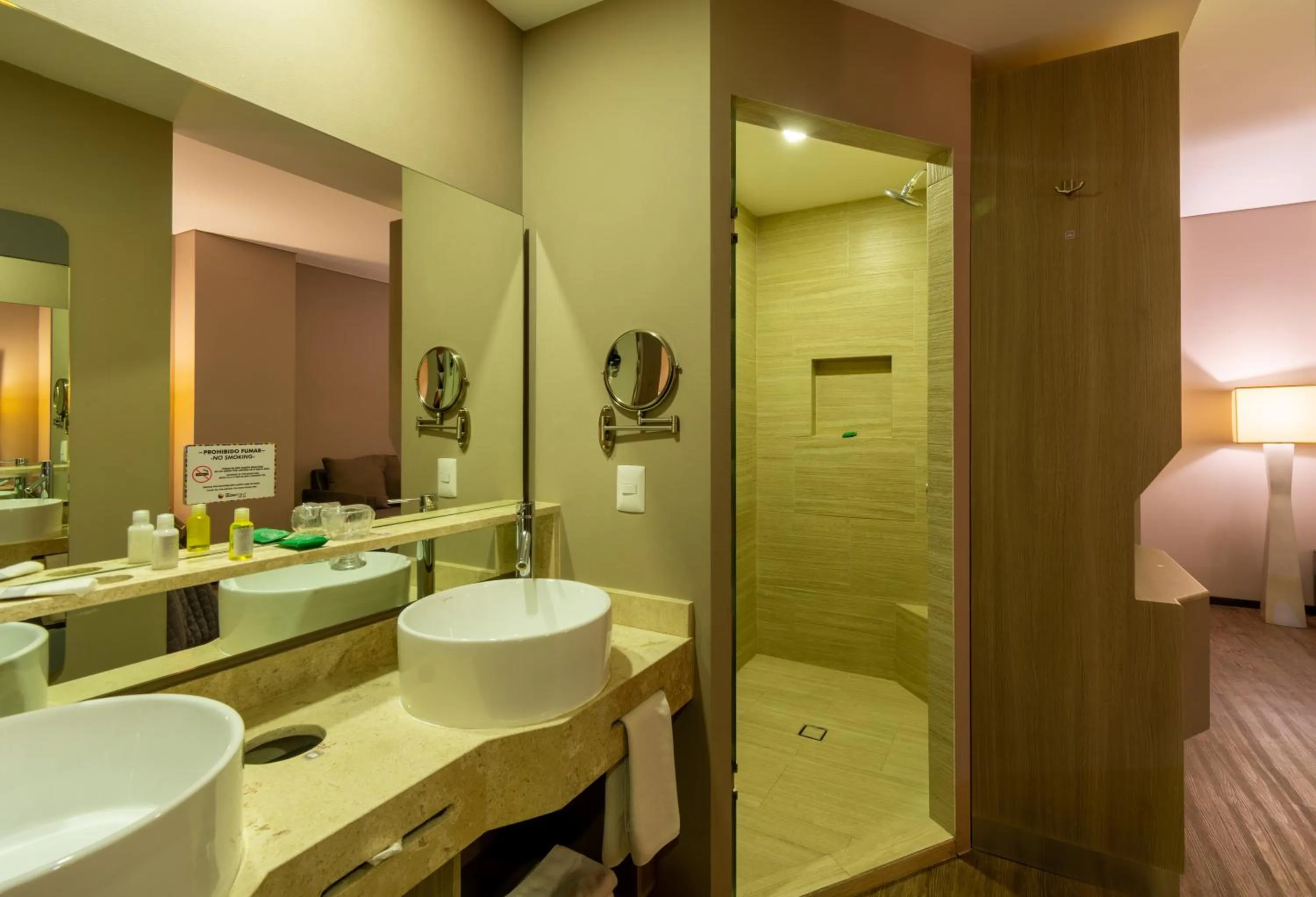 Bathroom in Hotel Glow Point - Mulza