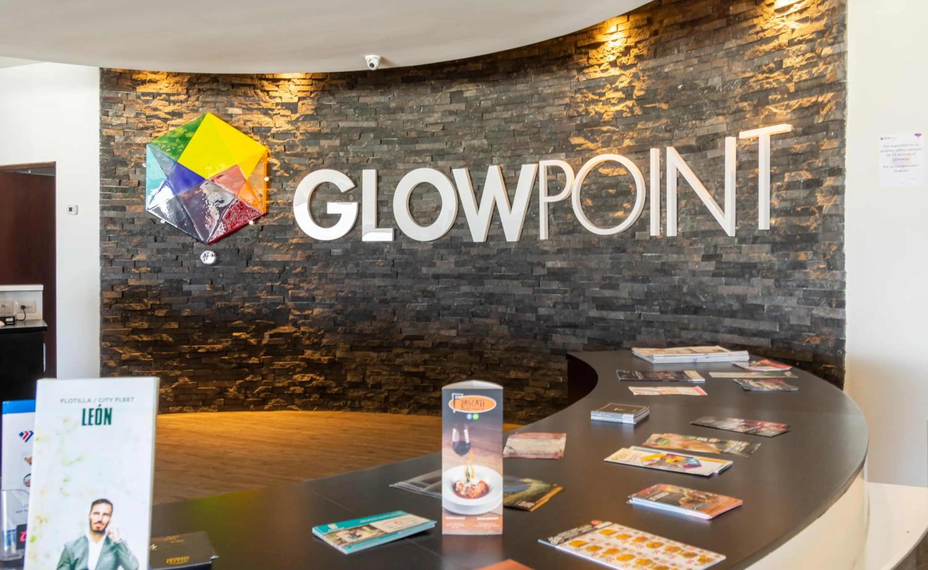 Lobby or reception in Hotel Glow Point - Mulza
