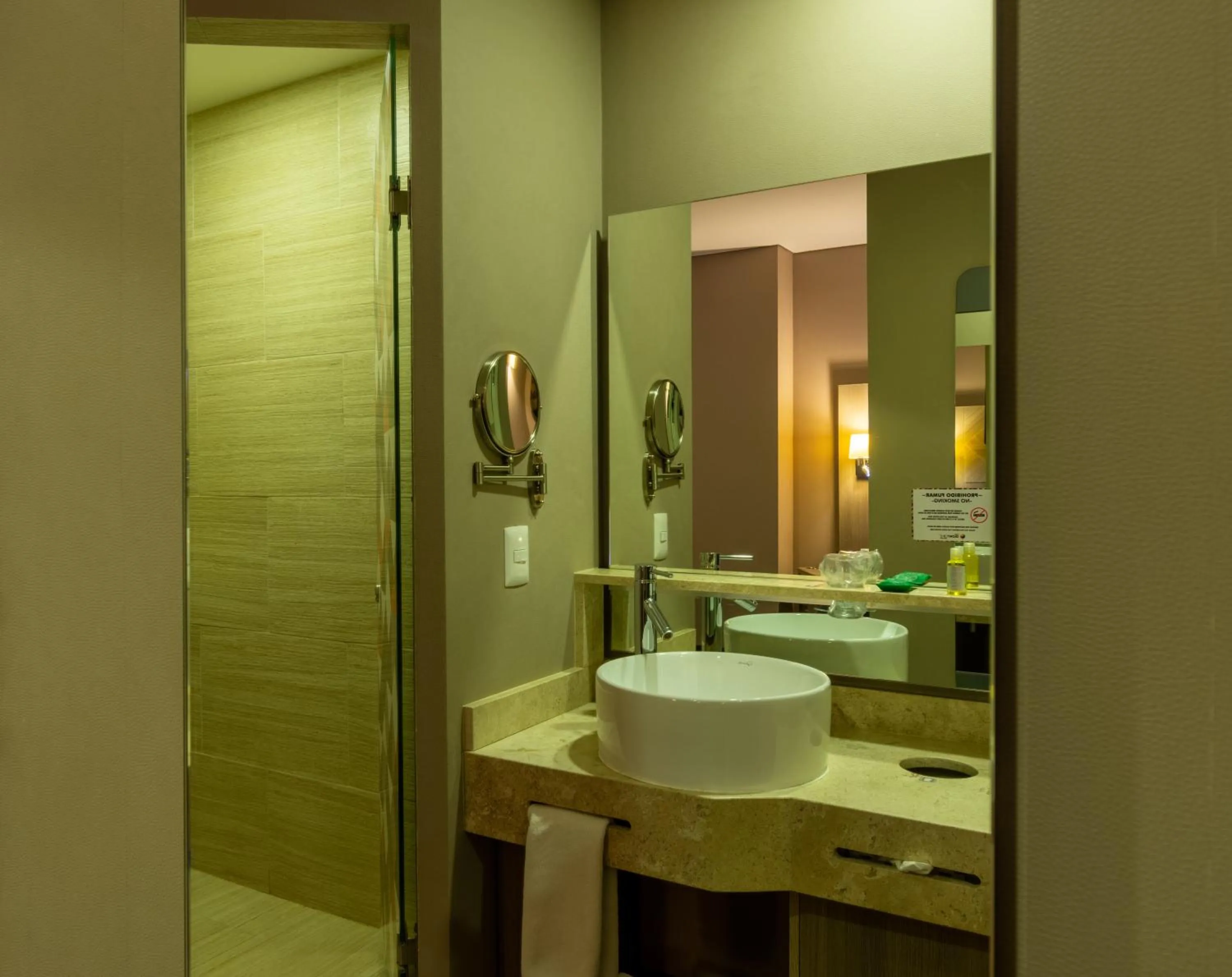 Bathroom in Hotel Glow Point - Mulza