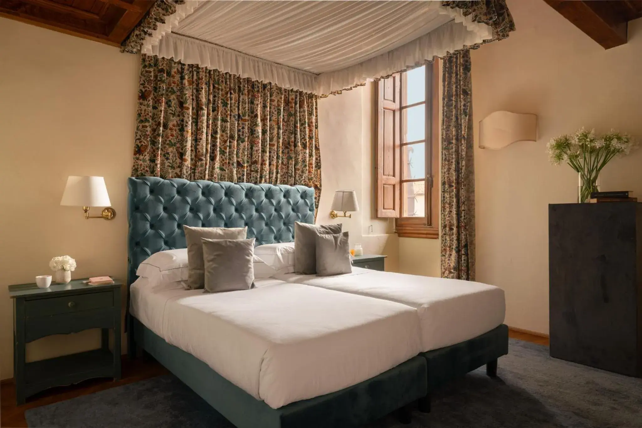 Suite in Loggiato Dei Serviti Suite in Loggiato Dei Serviti