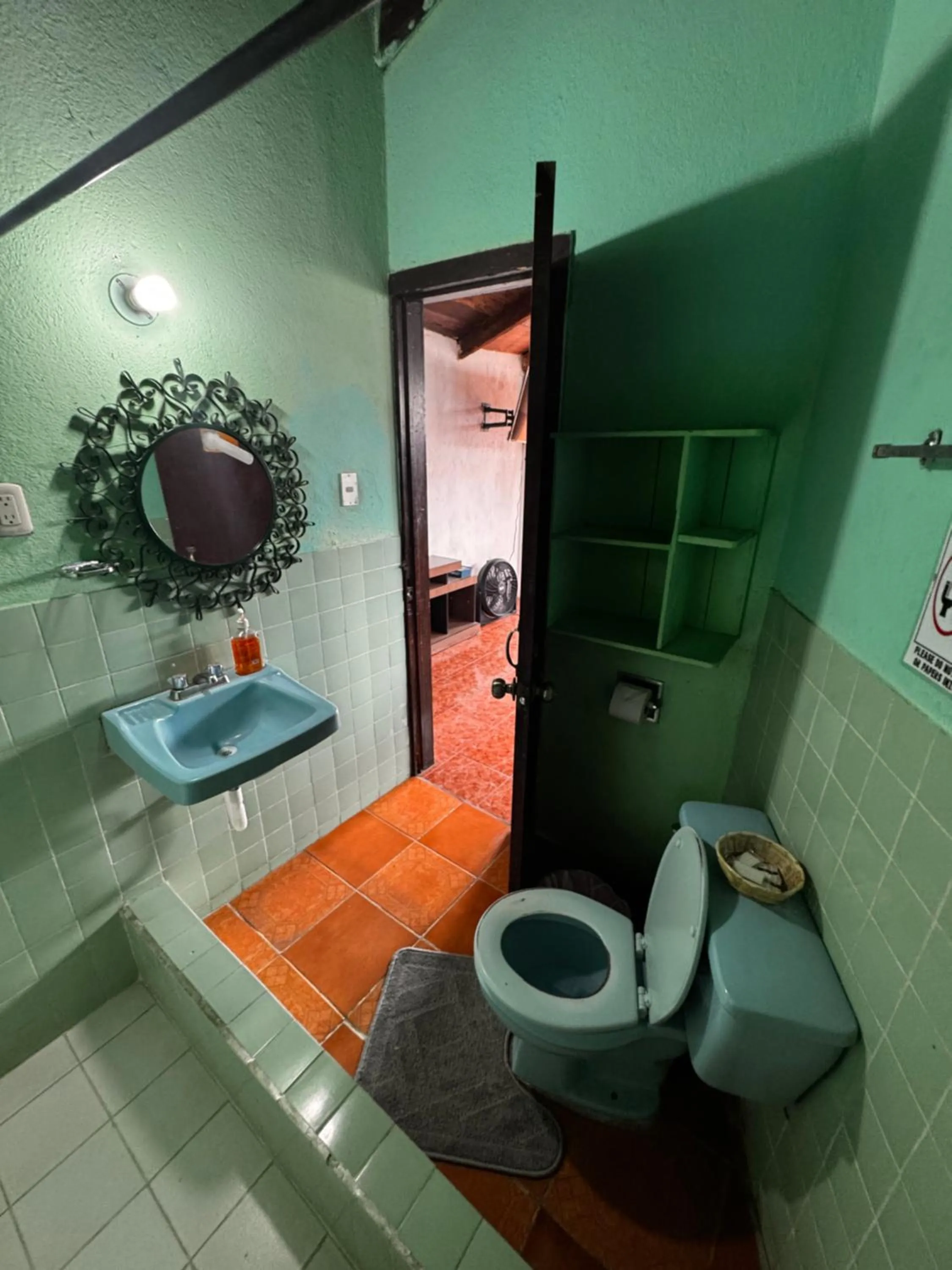 Shower in Hotel Hanna Resort