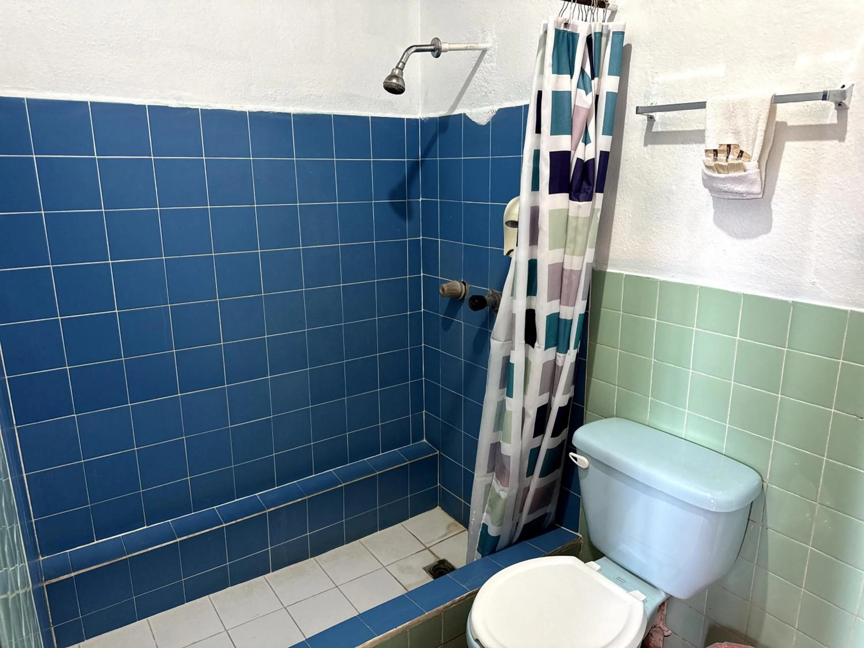 Shower in Hotel Hanna Resort