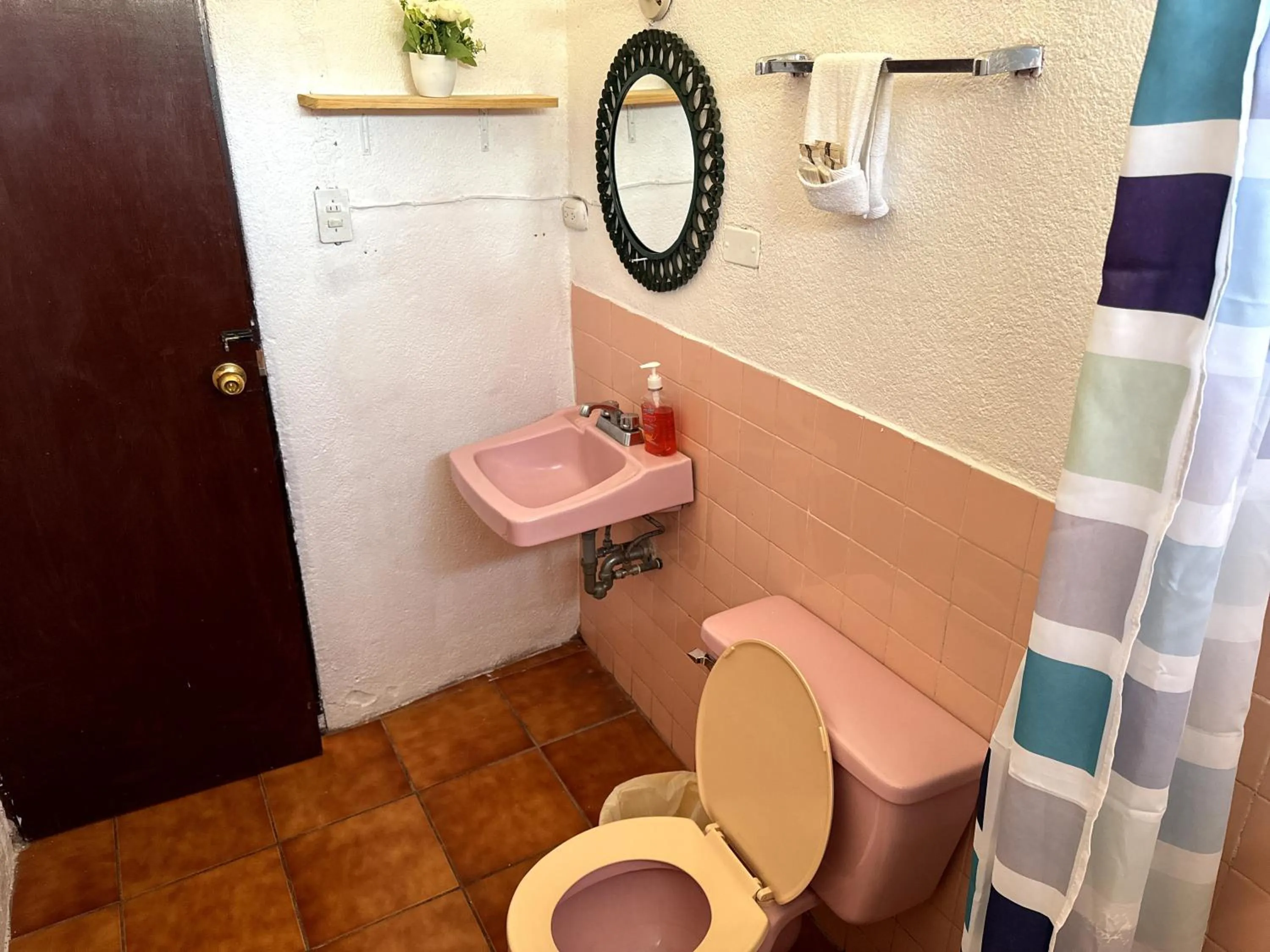 Toilet in Hotel Hanna Resort