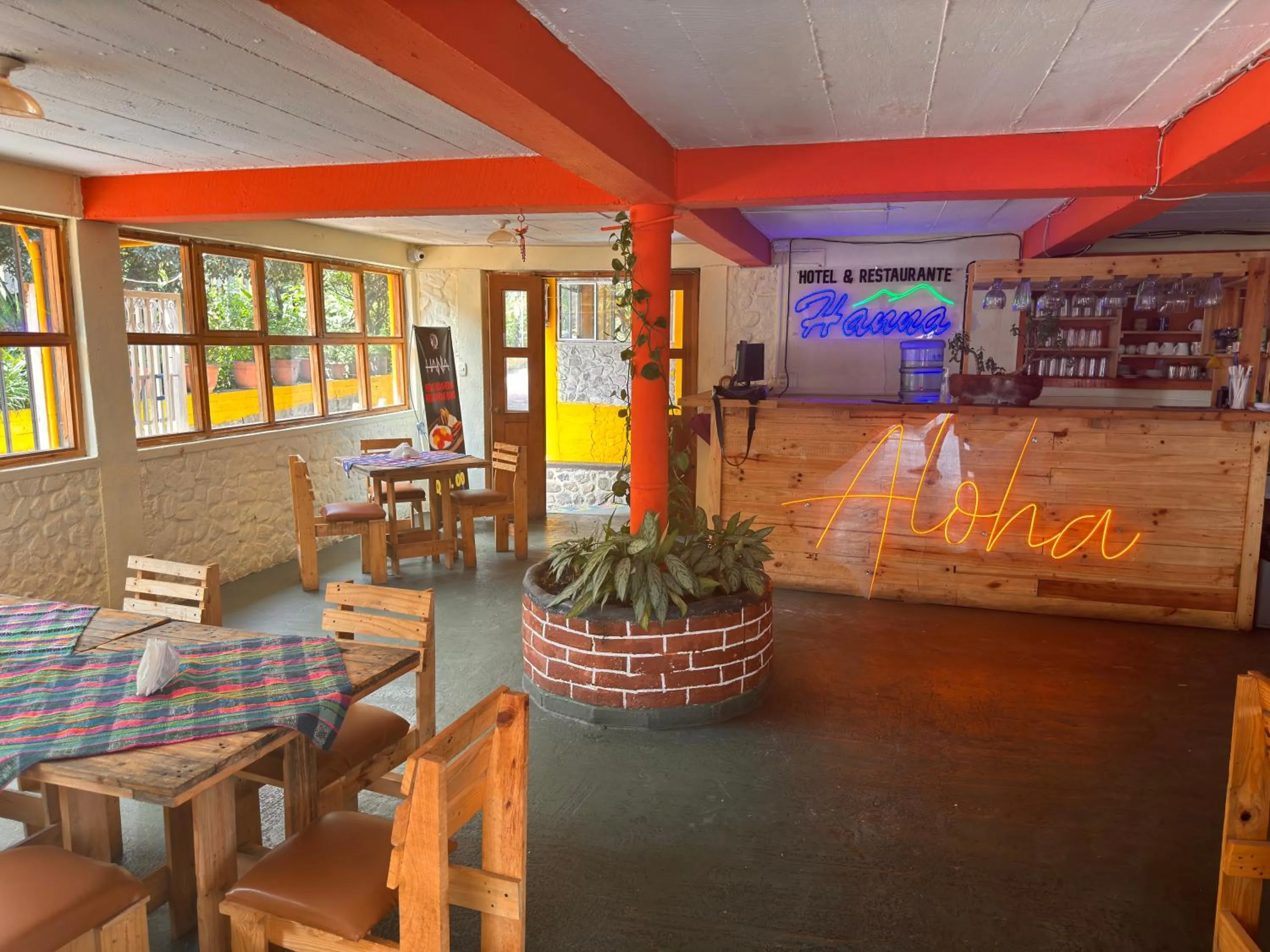 Restaurant/places to eat in Hotel Hanna Resort