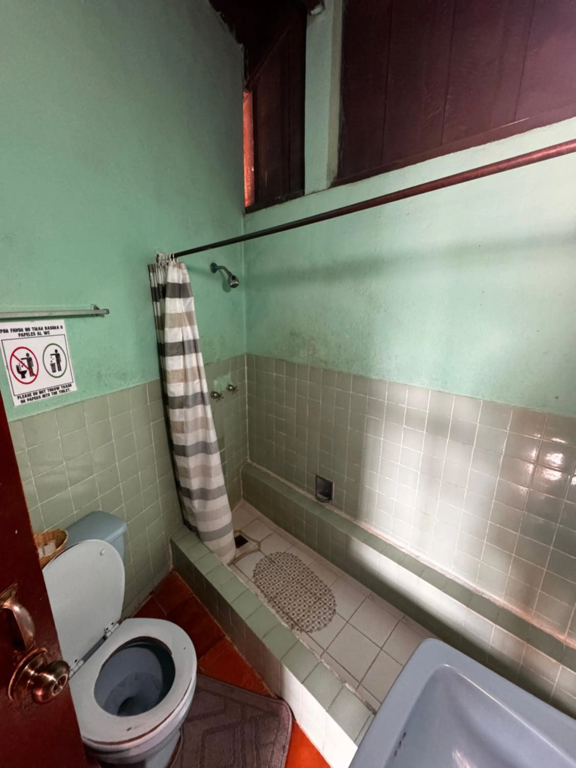 Shower in Hotel Hanna Resort