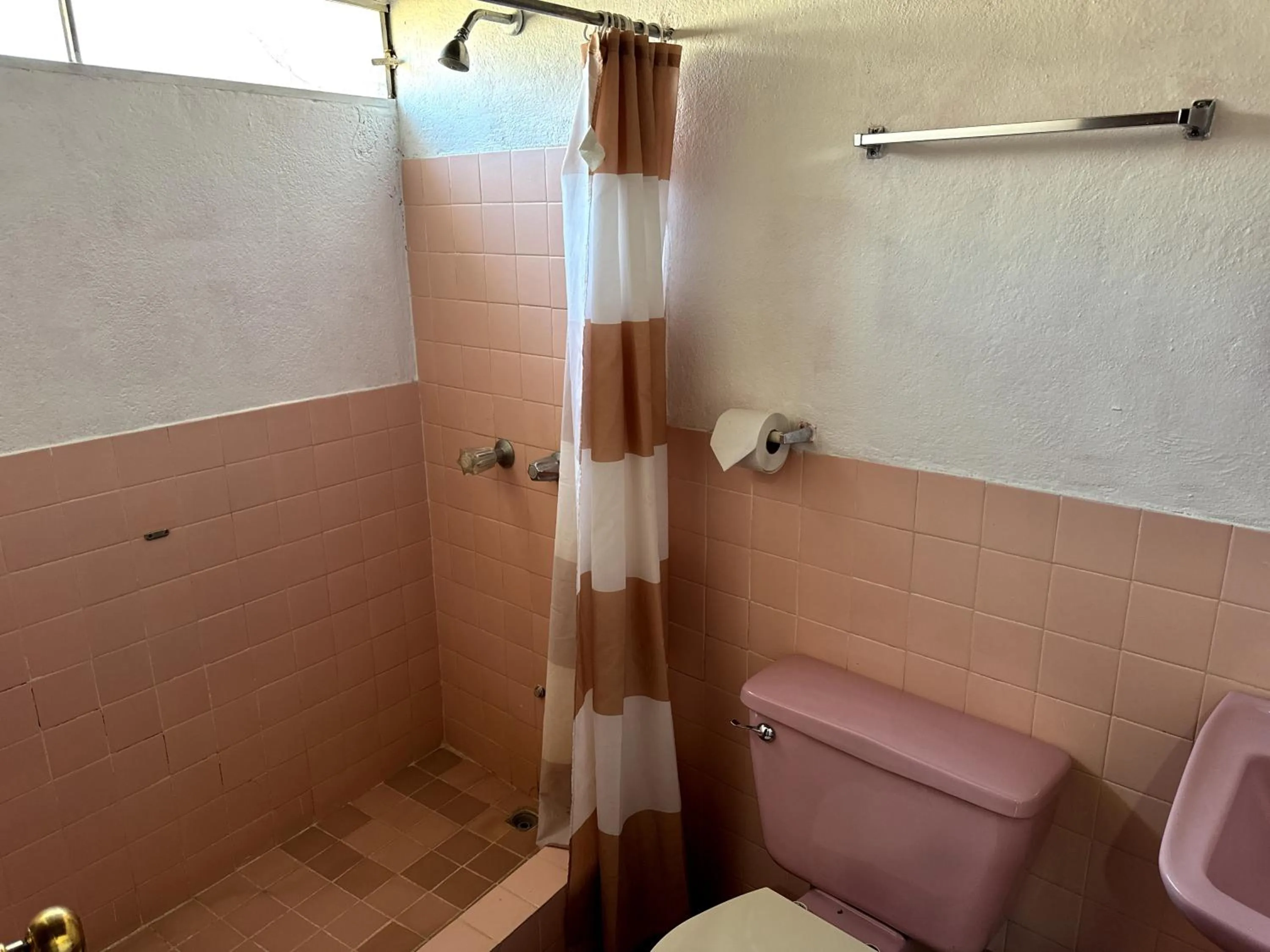 Shower in Hotel Hanna Resort