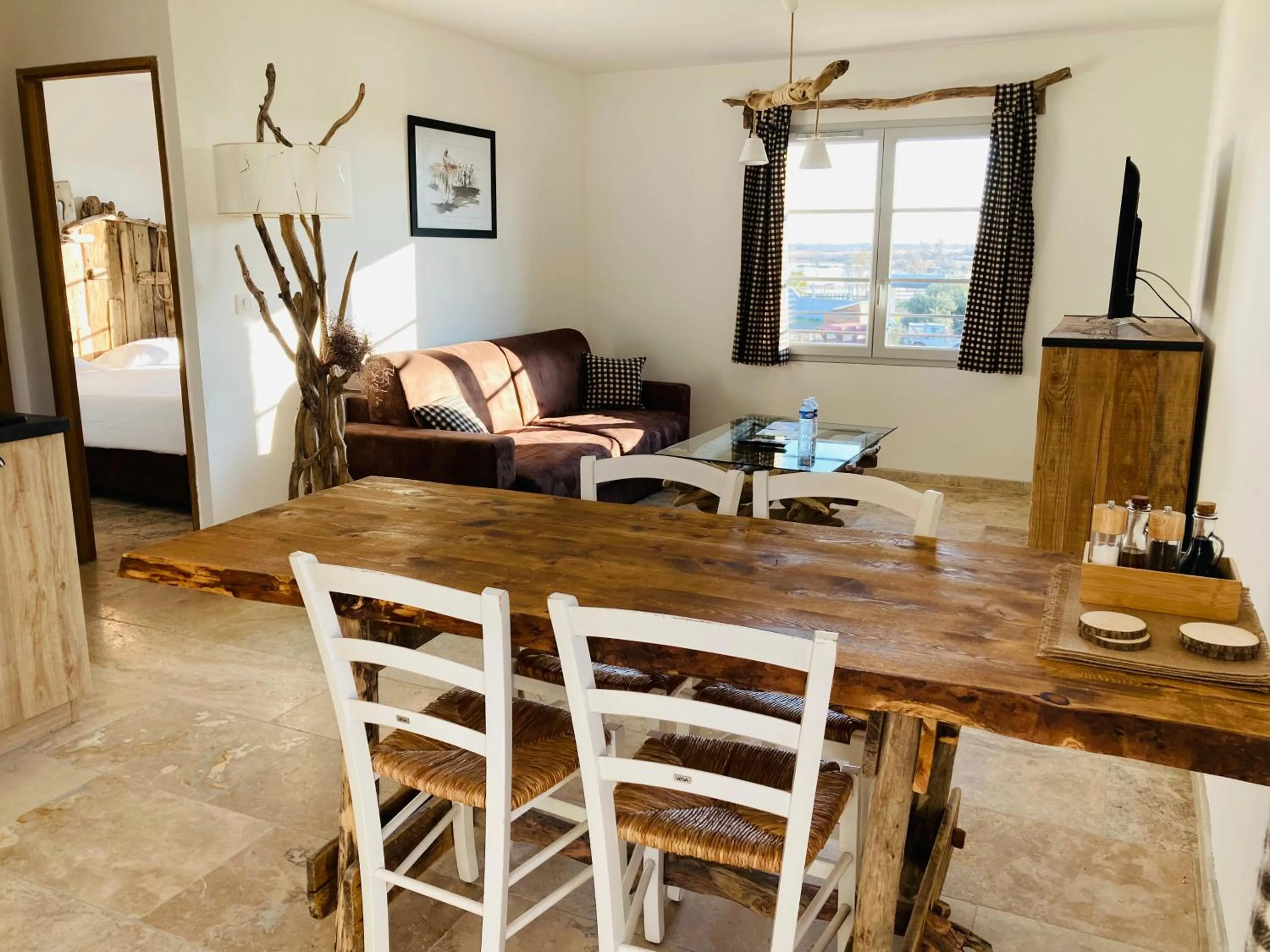 Seating area in Manade des Baumelles