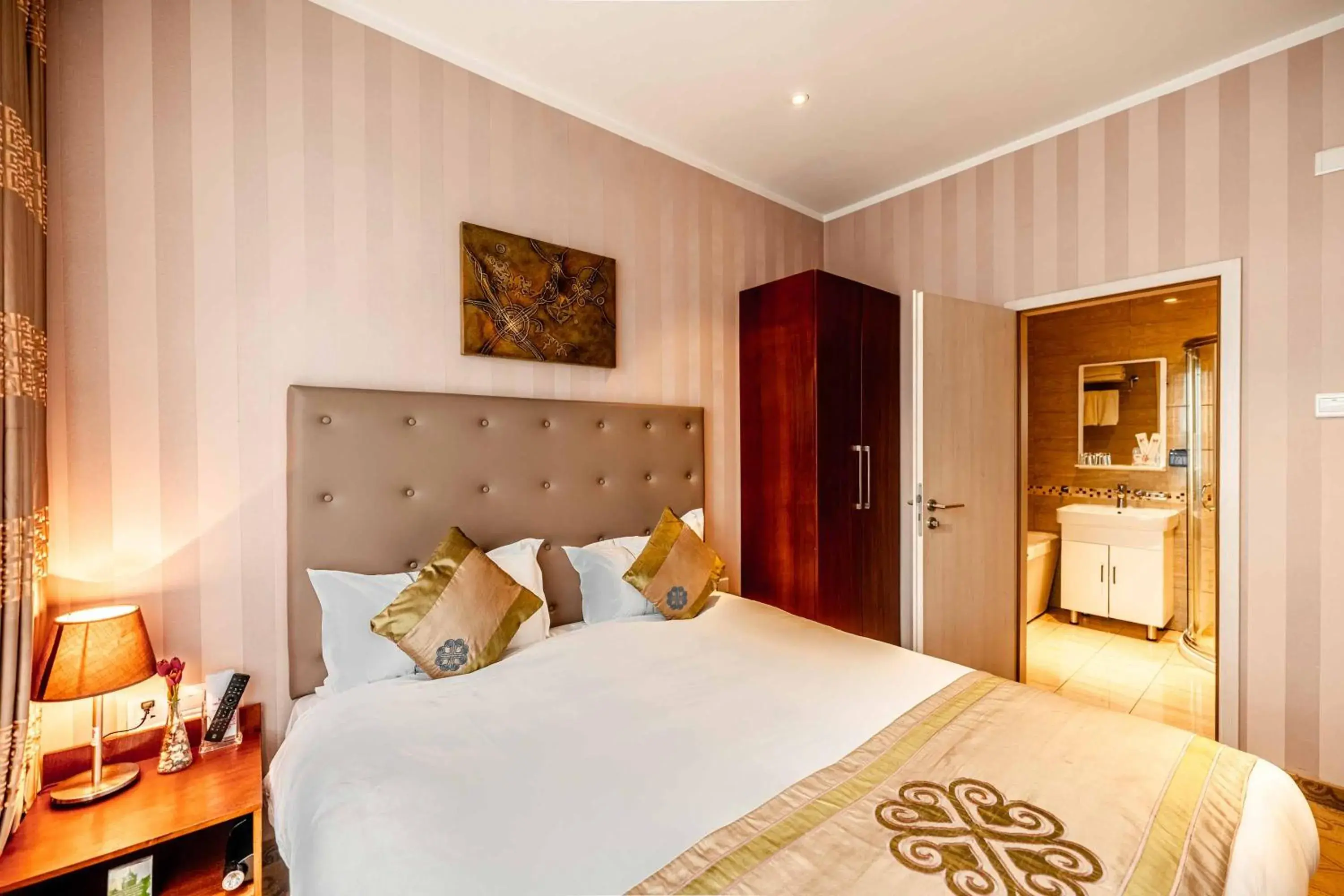 One-Bedroom Suite - single occupancy in H9 Hotel Nine Ulaanbaatar One-Bedroom Suite - single occupancy in H9 Hotel Nine Ulaanbaatar