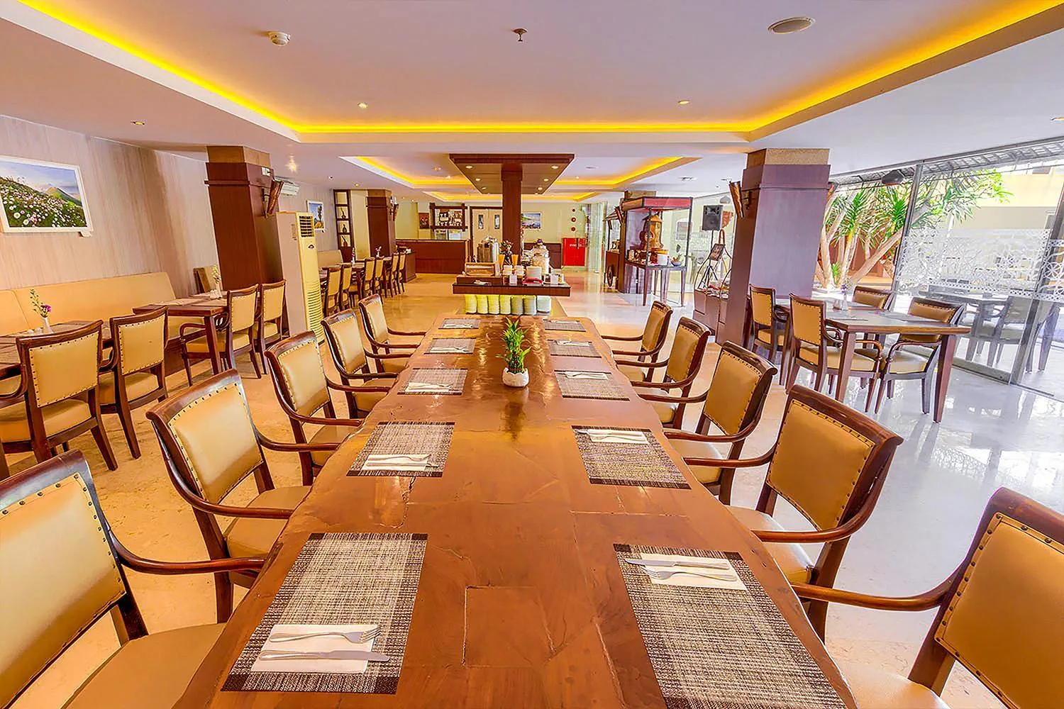 Restaurant/places to eat in 1O1 URBAN Heritage Yogyakarta Lynn Prawirotaman