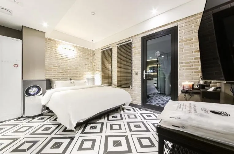 Bed in Awesome Boutique Hotel