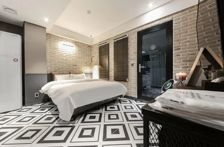 Bed in Awesome Boutique Hotel