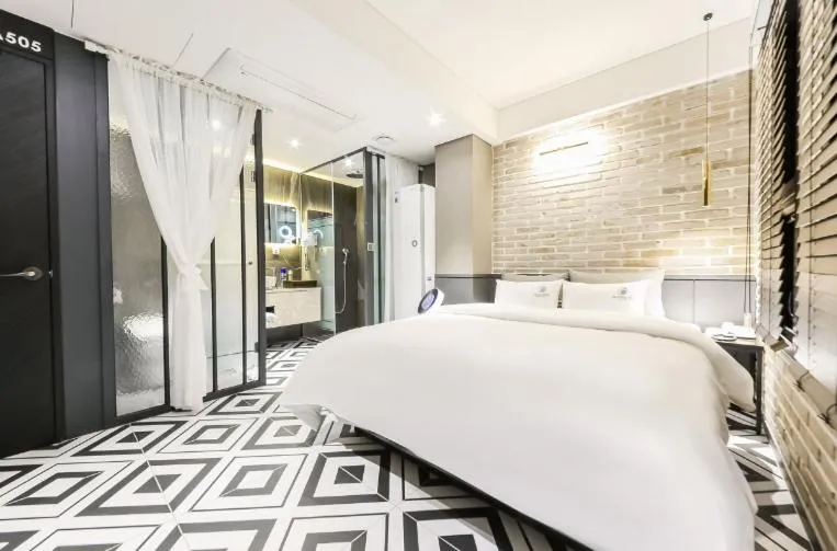 Bed in Awesome Boutique Hotel