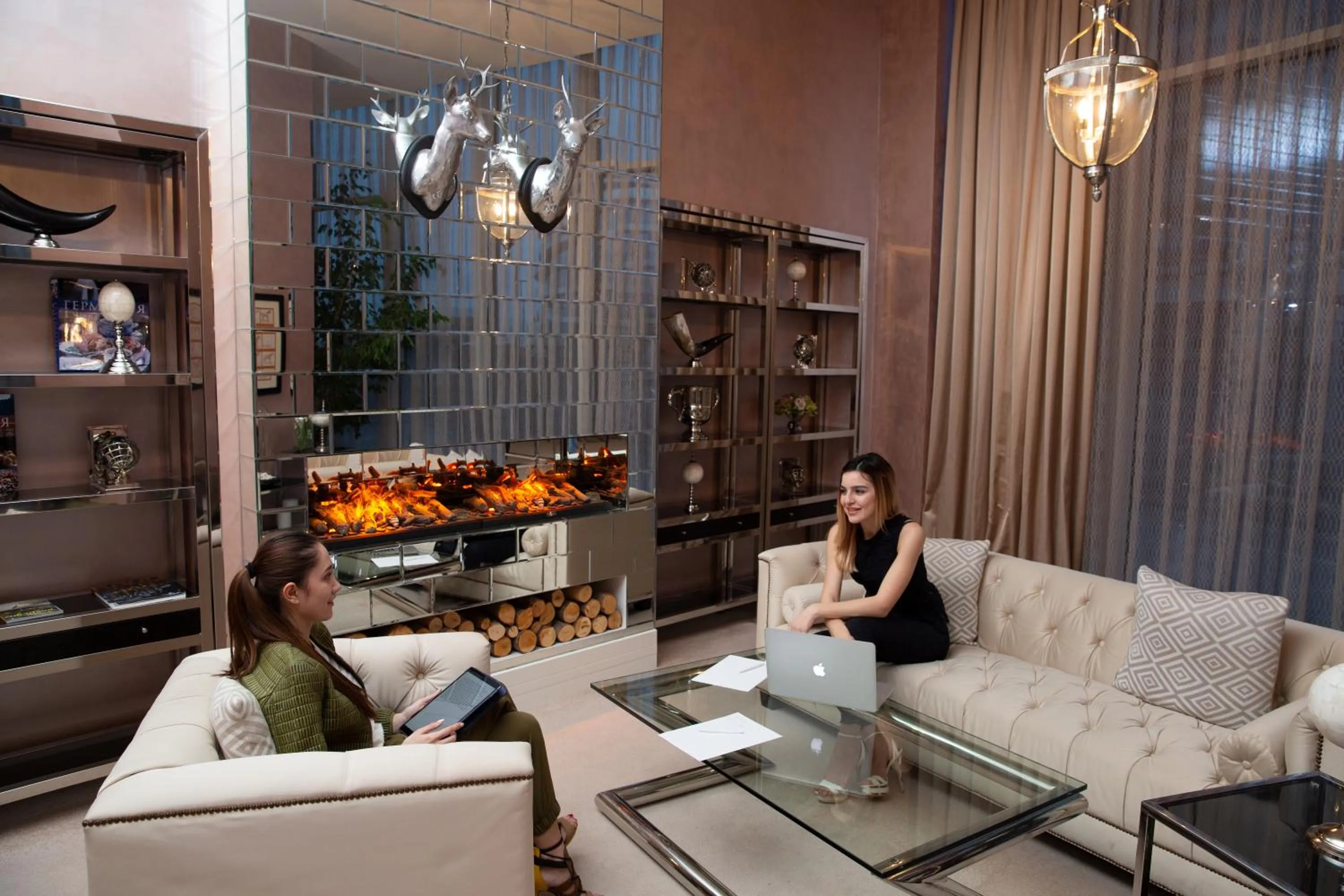 Lounge or bar in Sahil Hotel Baku