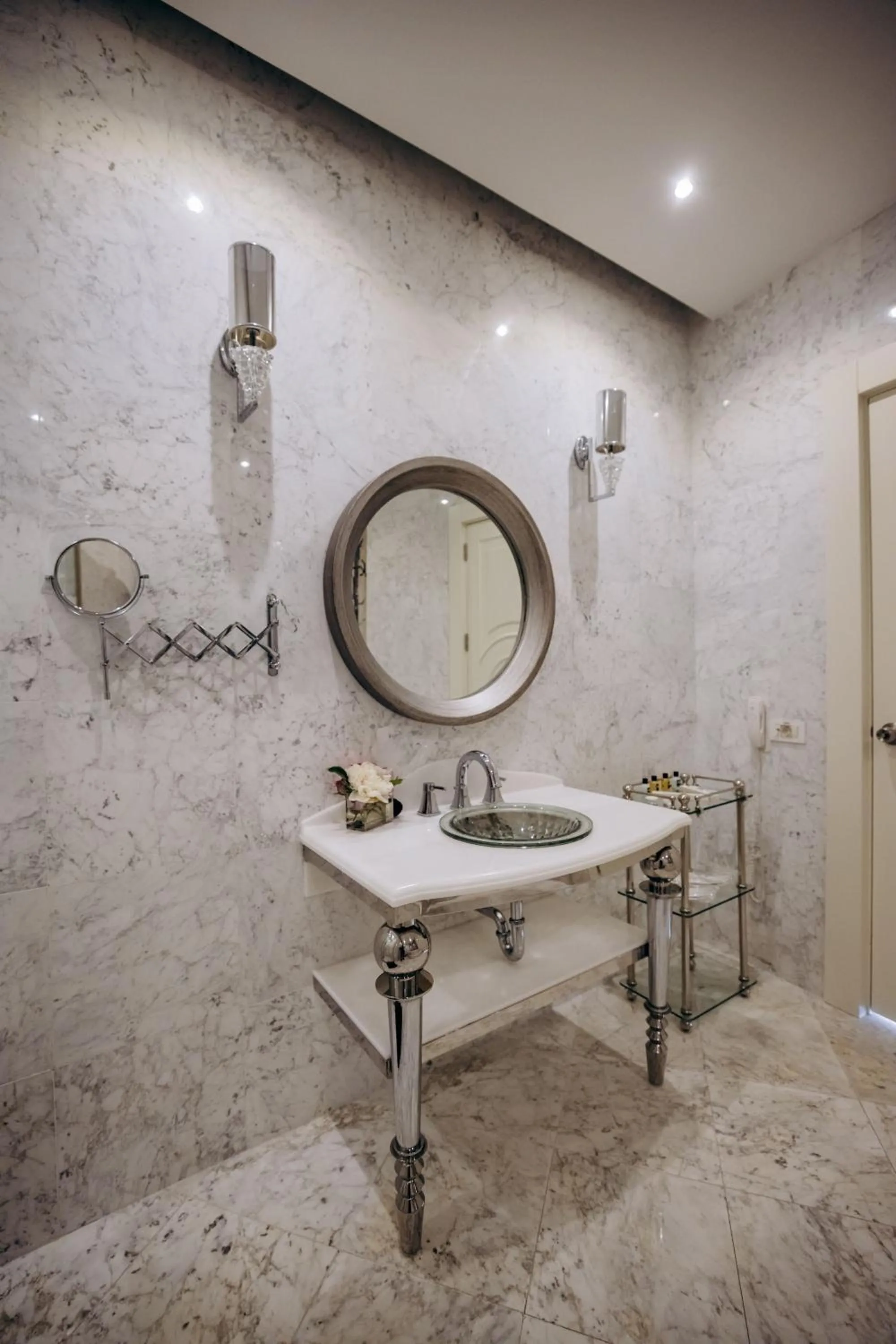 Bathroom in Sahil Hotel Baku