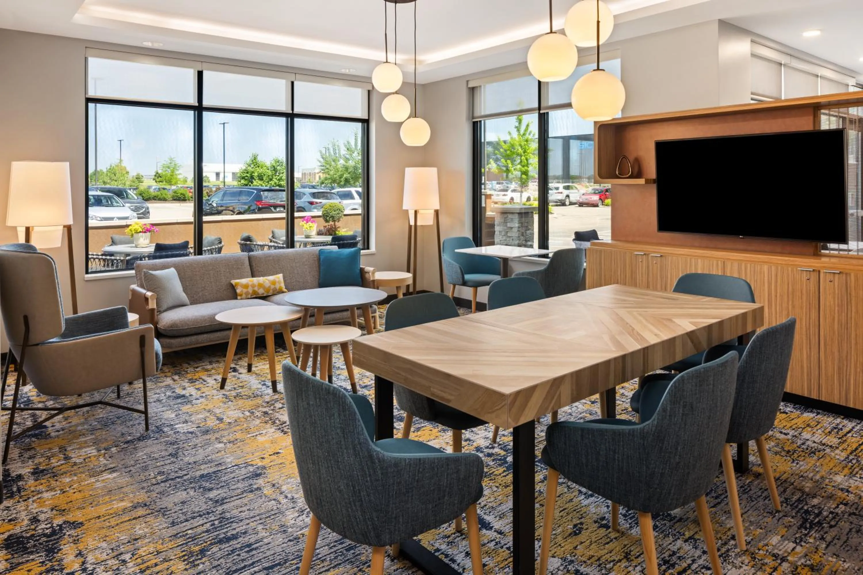 Lobby or reception in TownePlace Suites by Marriott Minneapolis near Mall of America
