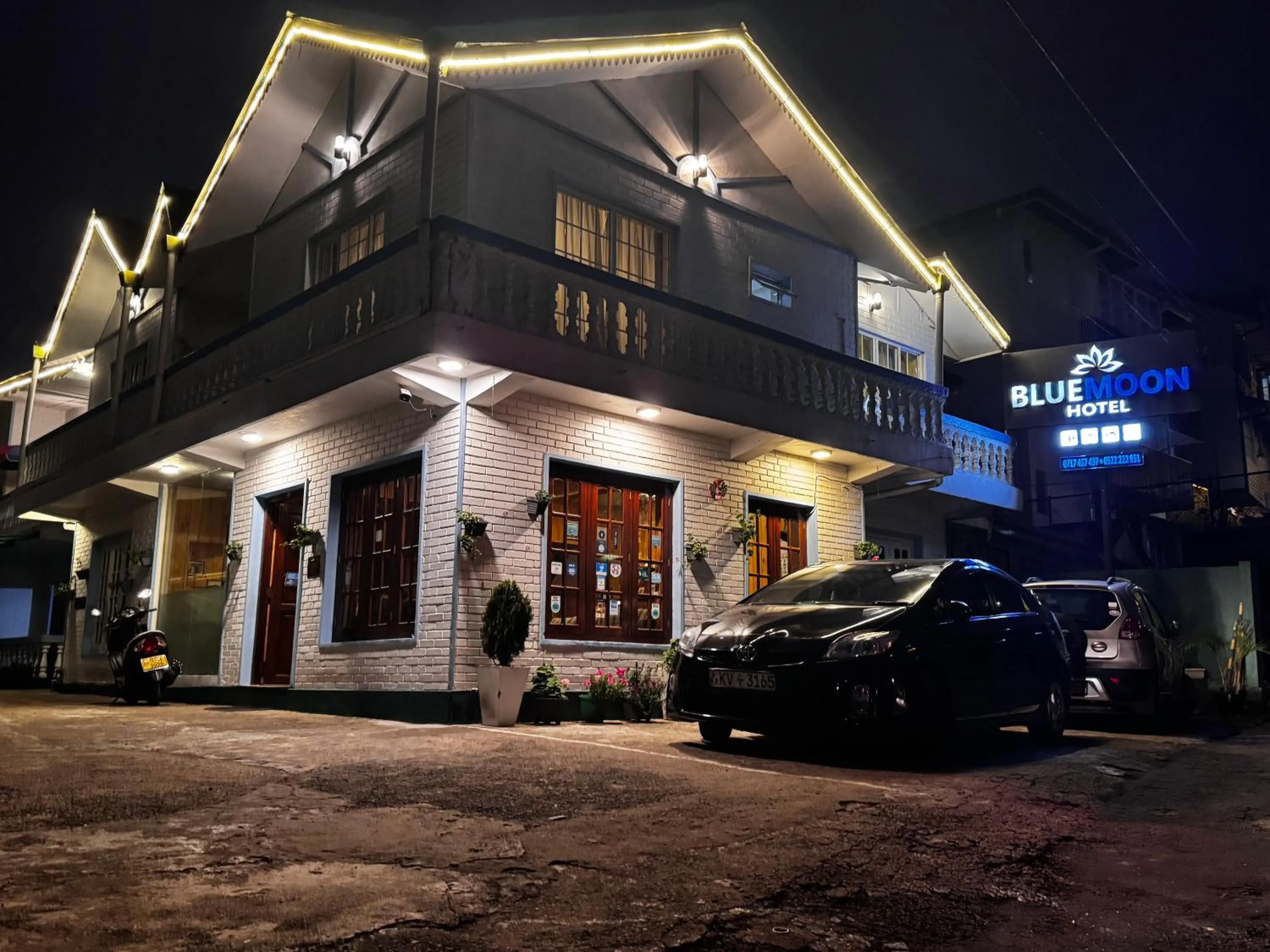 Property building in Blue Moon Hotel