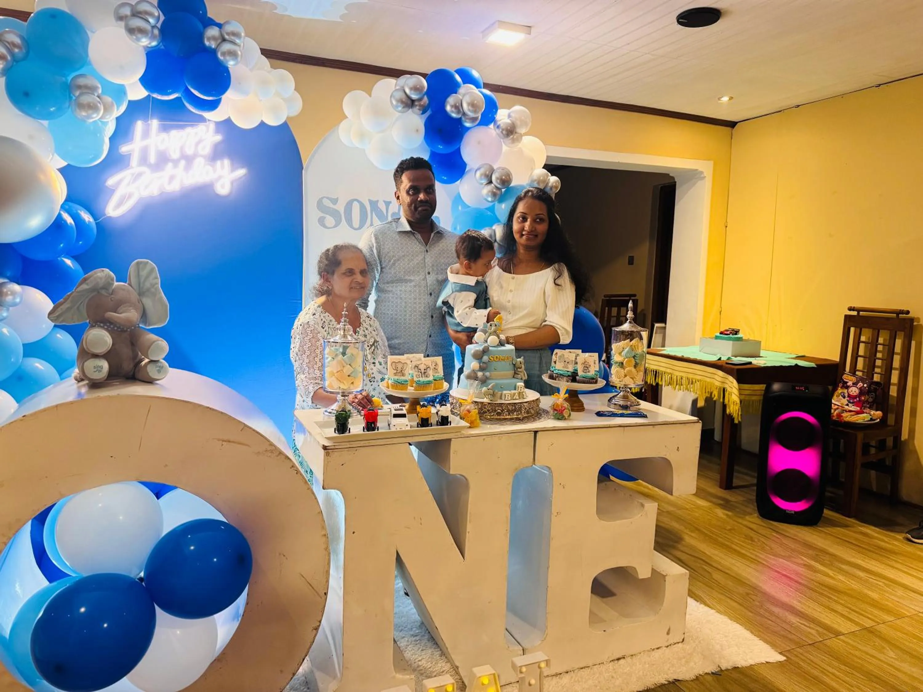 Lobby or reception in Blue Moon Hotel