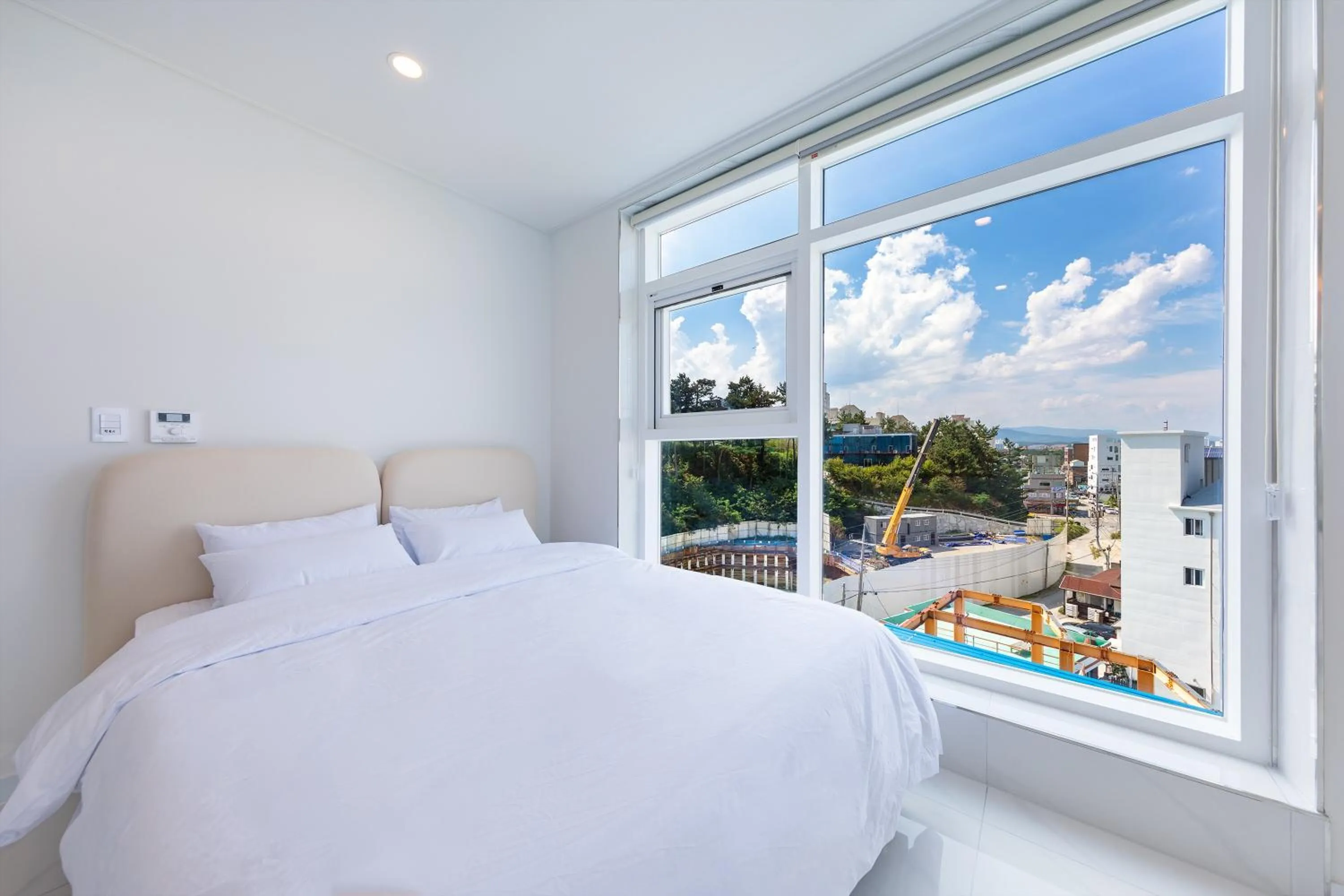 Bed in Gangneung Youngjineul Damda