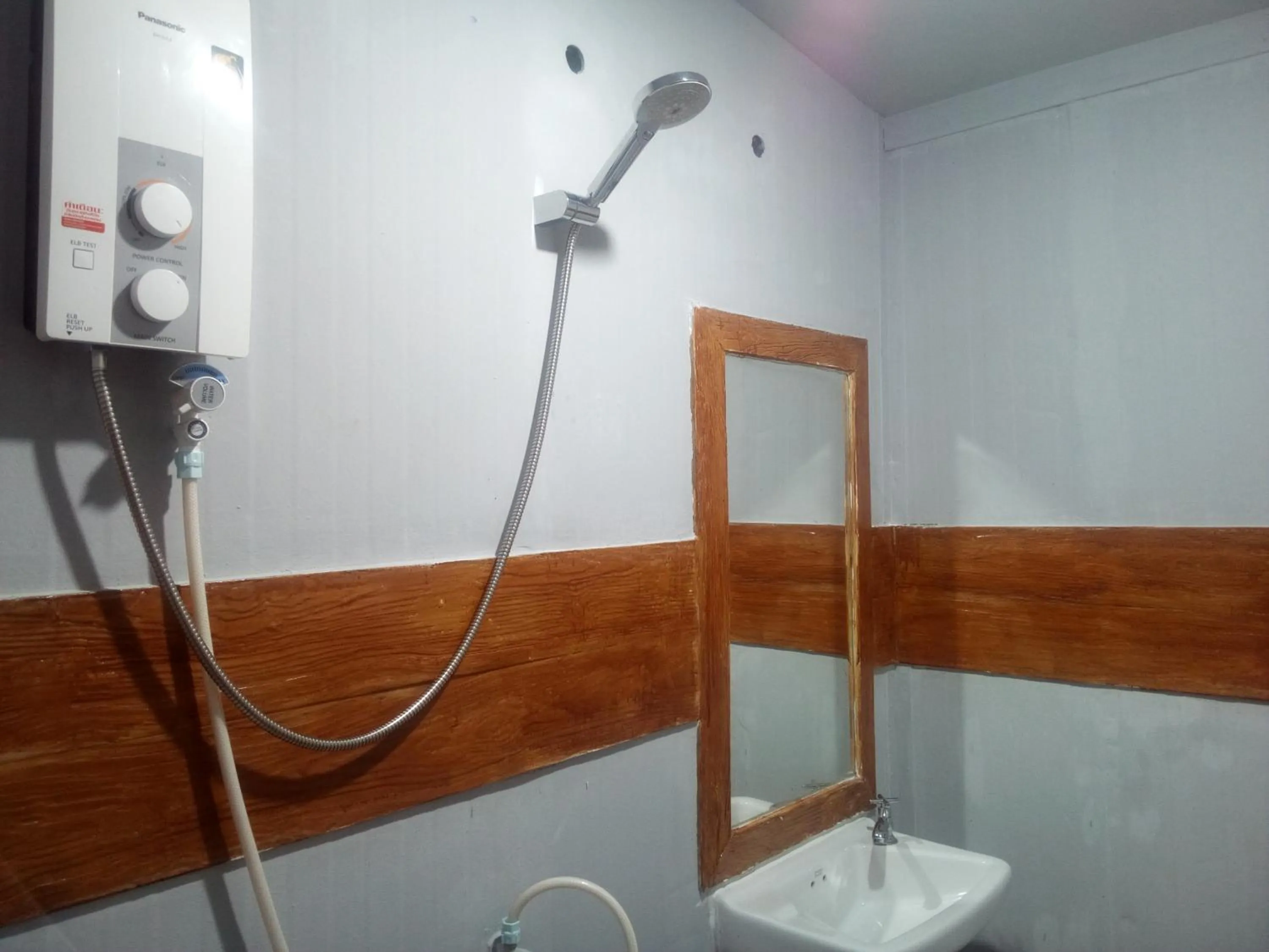 Shower in The Ford SunSet Beach Resort