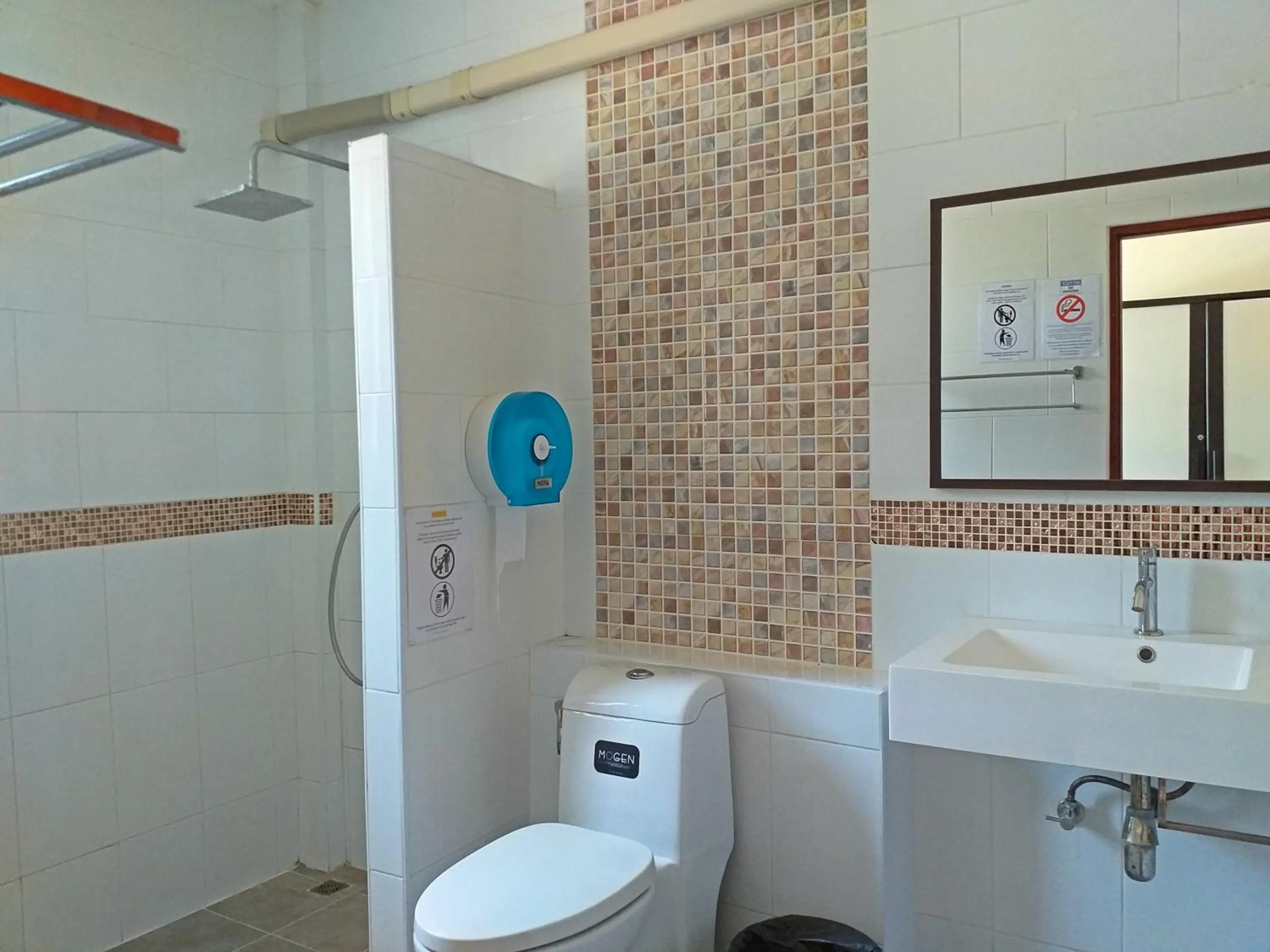 Shower in The Ford SunSet Beach Resort