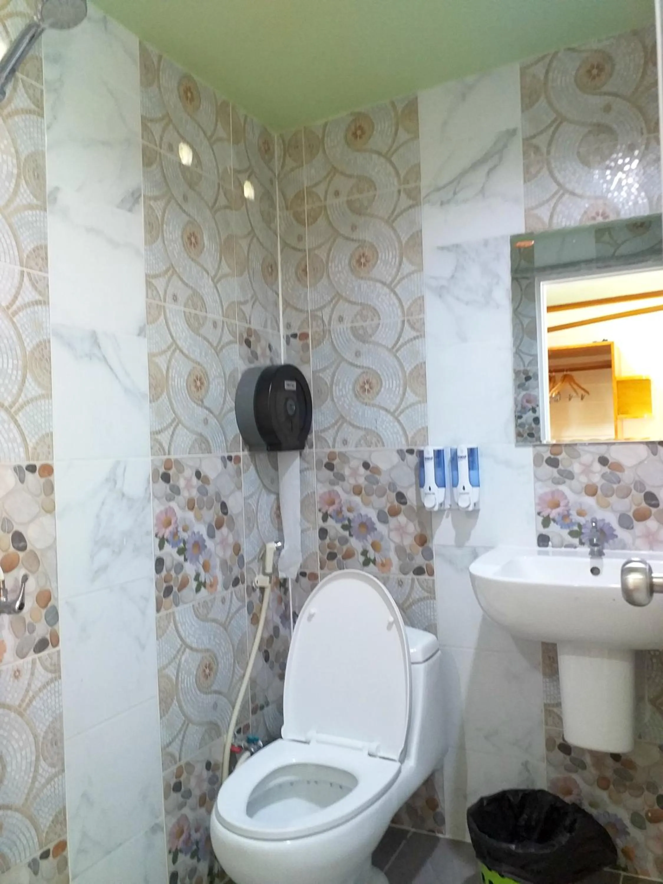 Shower in The Ford SunSet Beach Resort