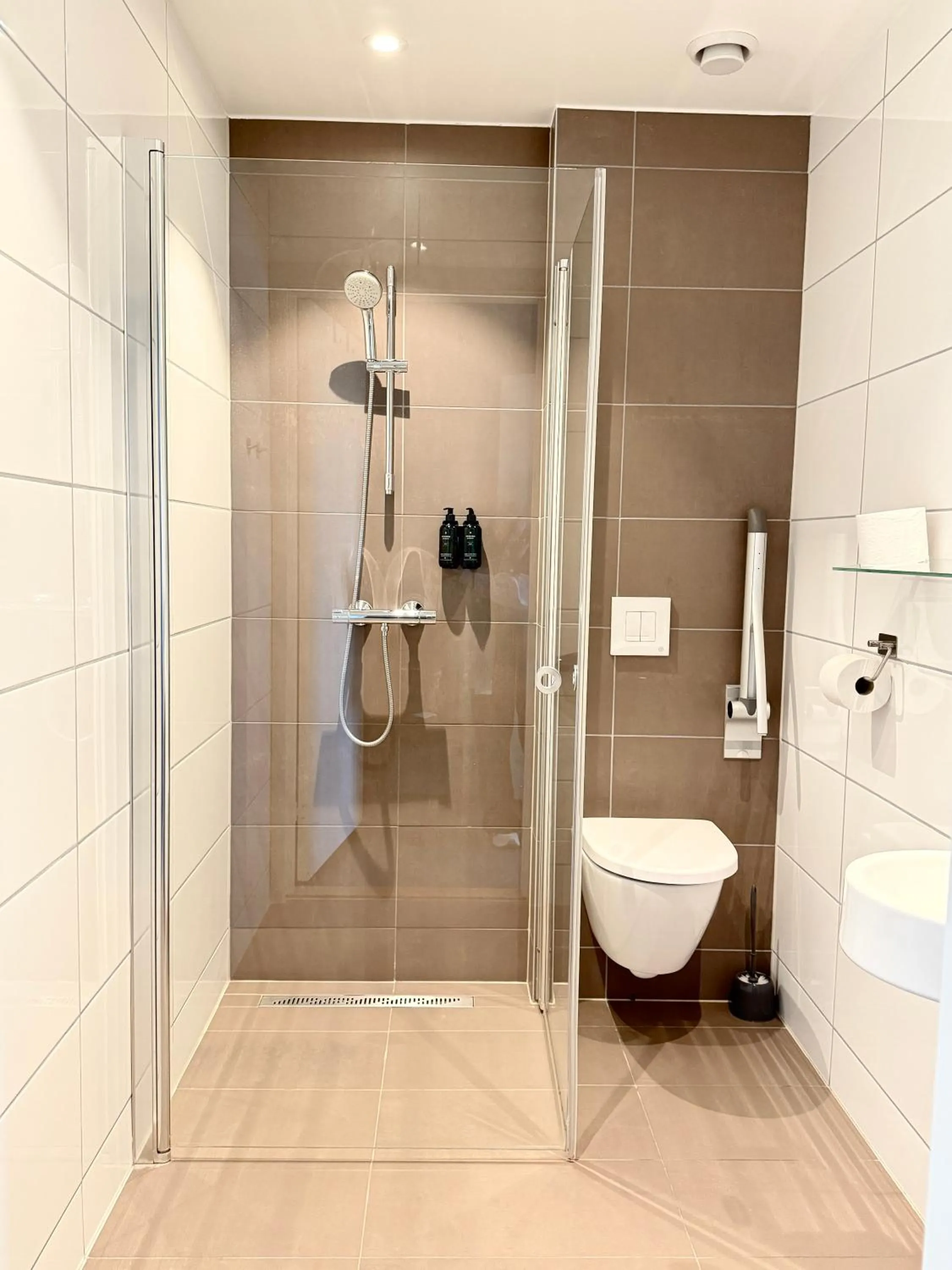 Shower in Wilhelmsen House