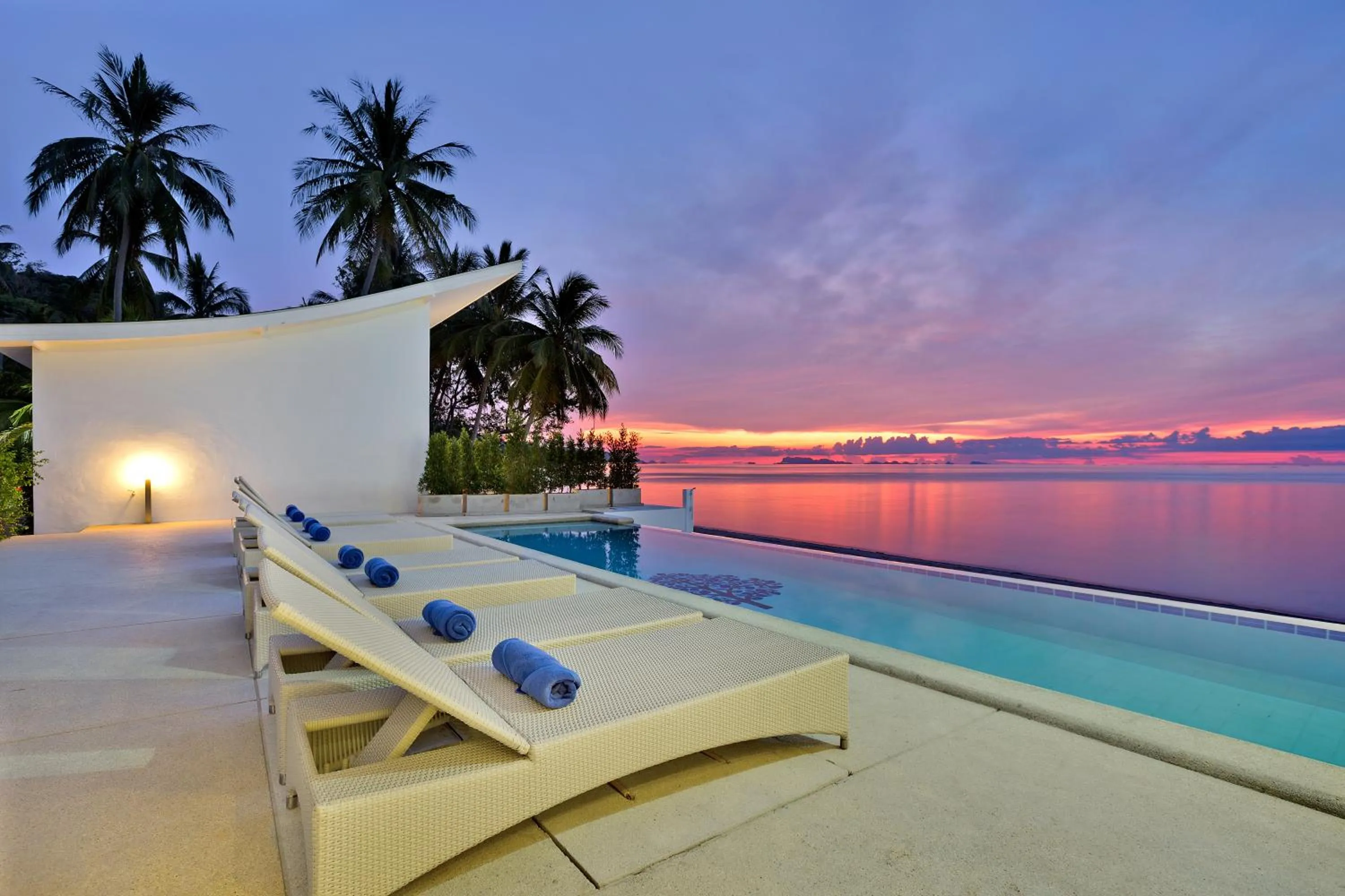 Sunset in La Perle Resort Koh Samui