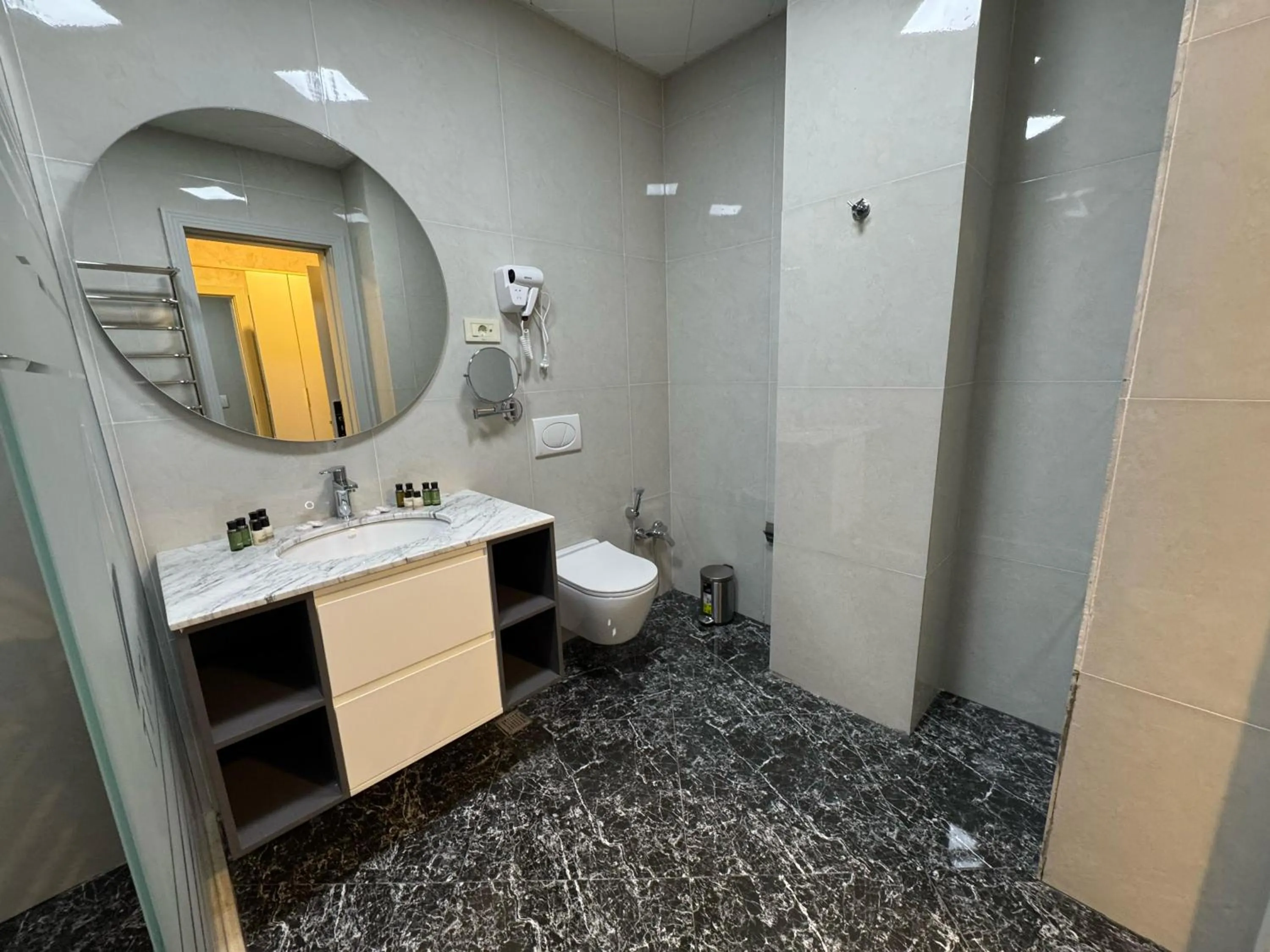 Bathroom in Titanik Baku