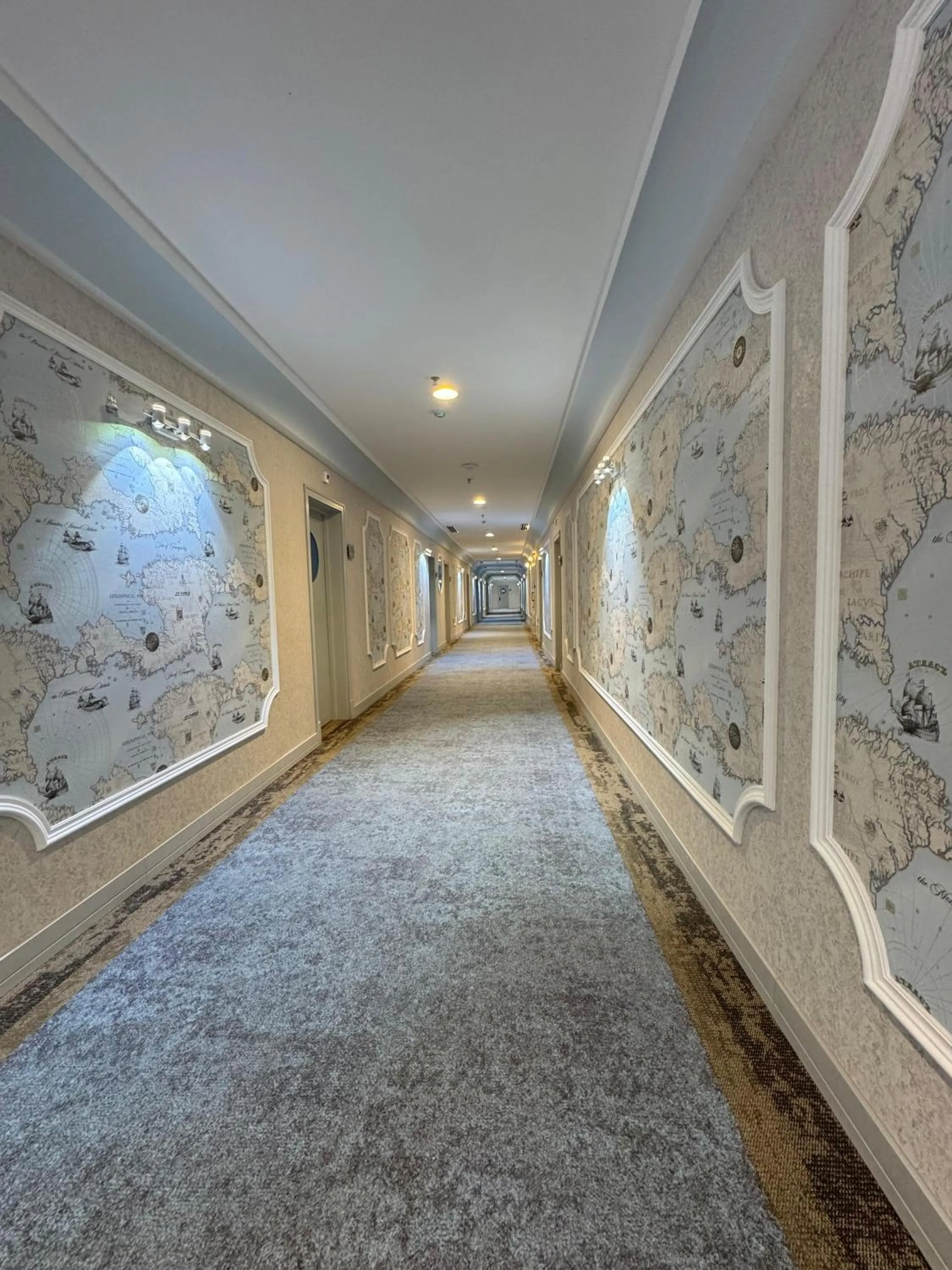 Decorative detail in Titanik Baku