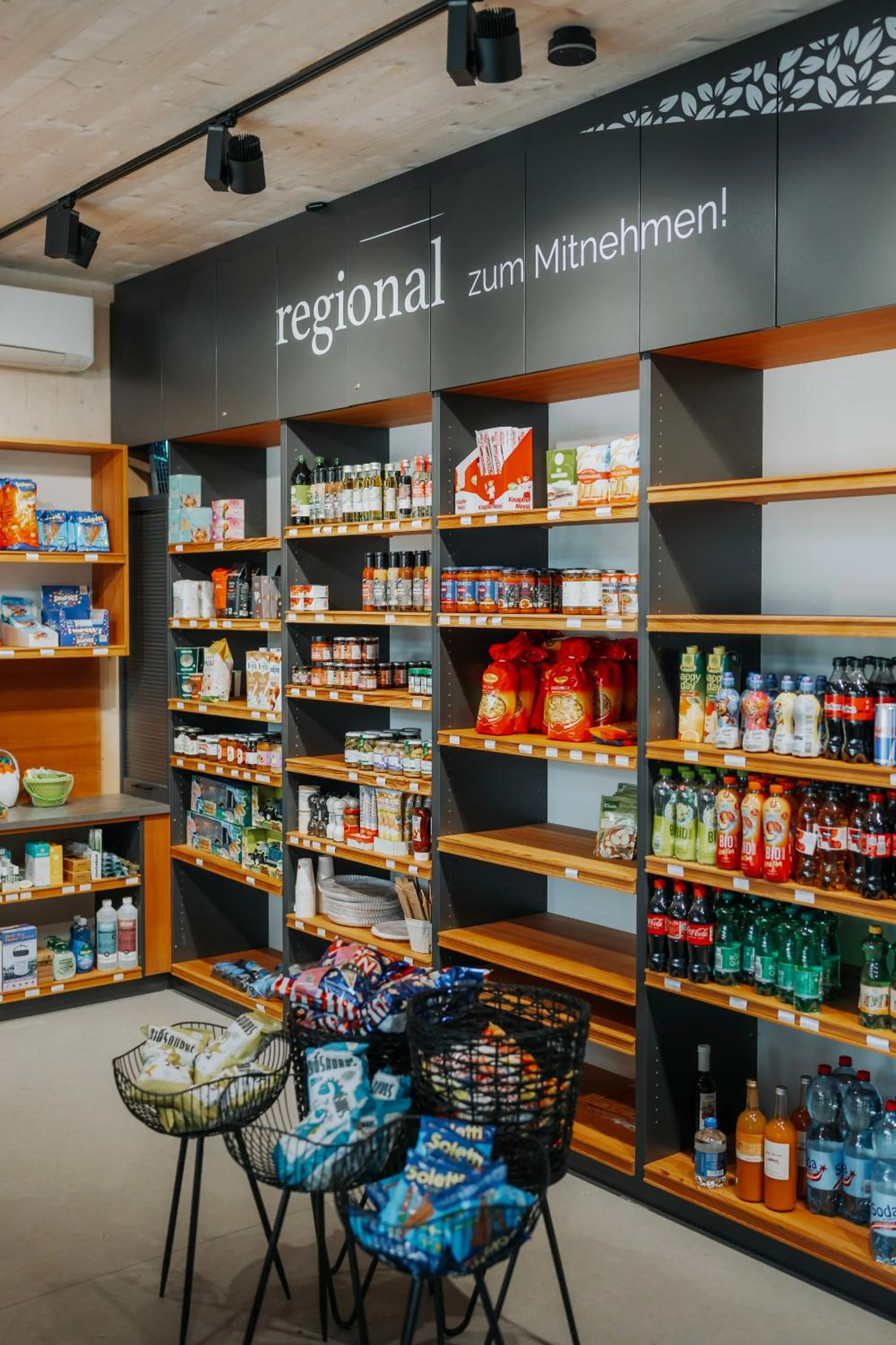 Supermarket/grocery shop in IKUNA Naturresort