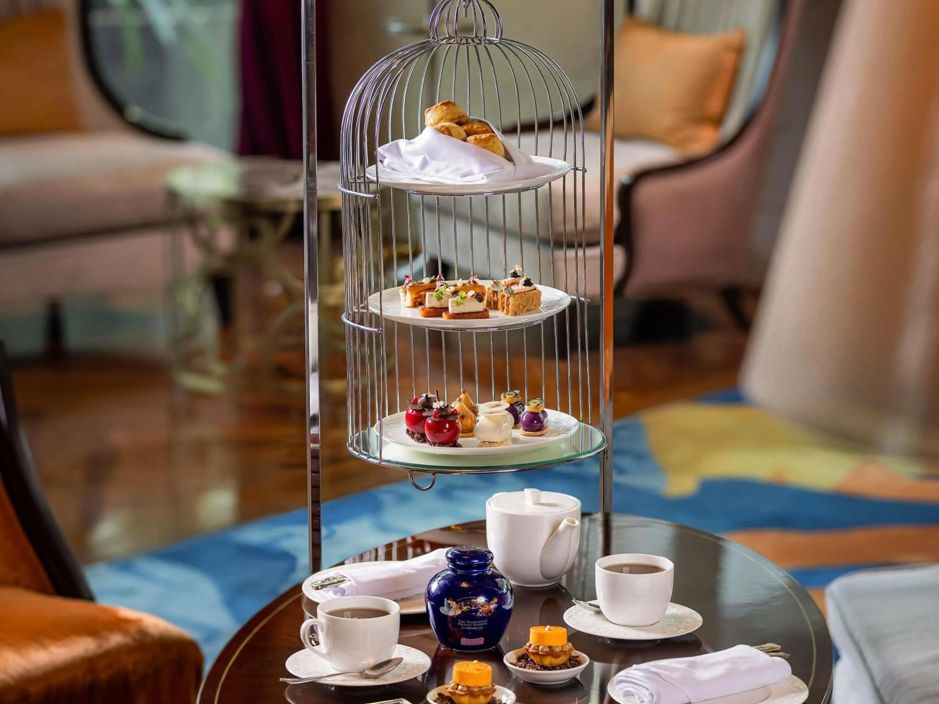 Lounge or bar in Raffles Jakarta