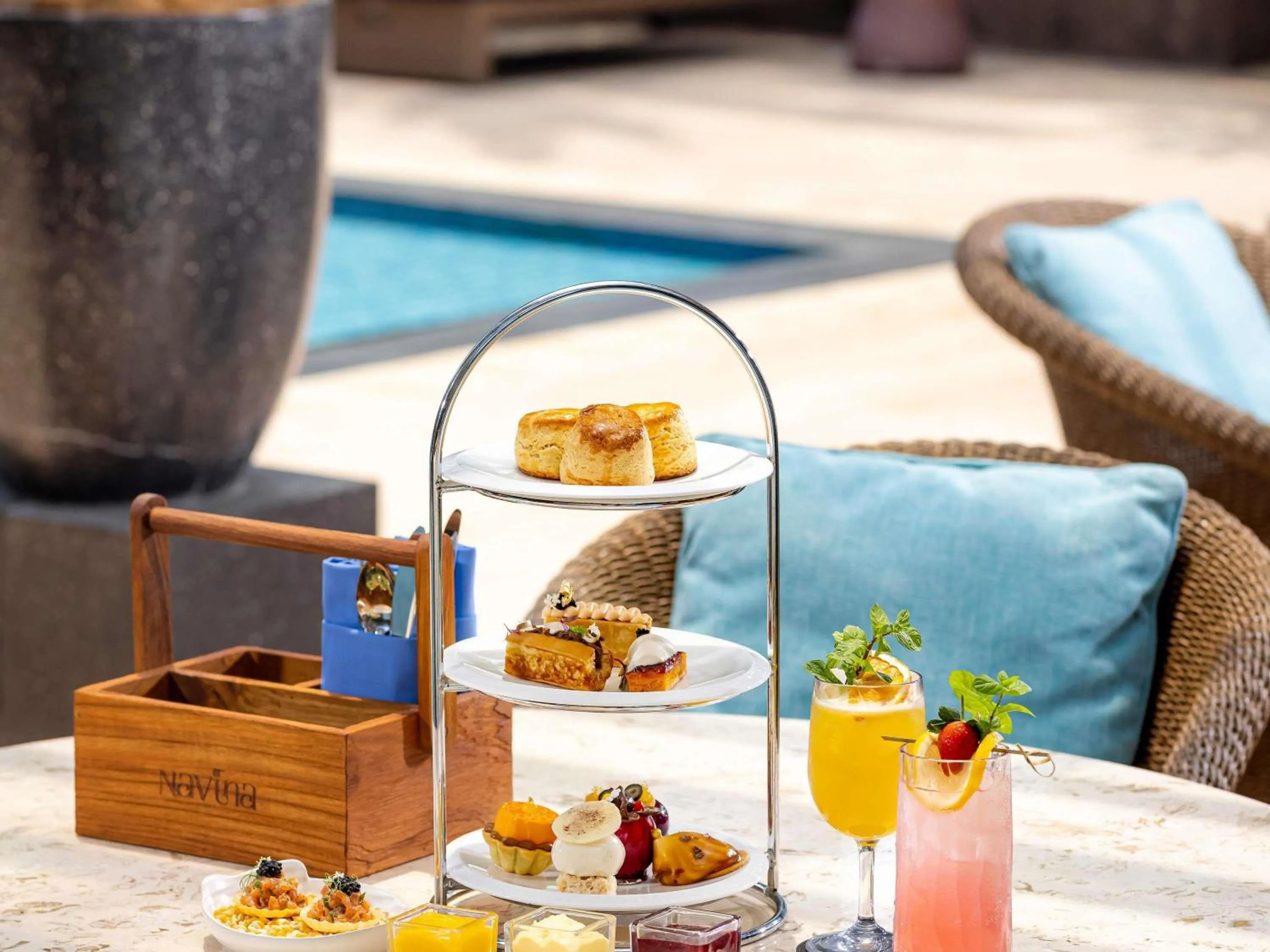 Lounge or bar in Raffles Jakarta