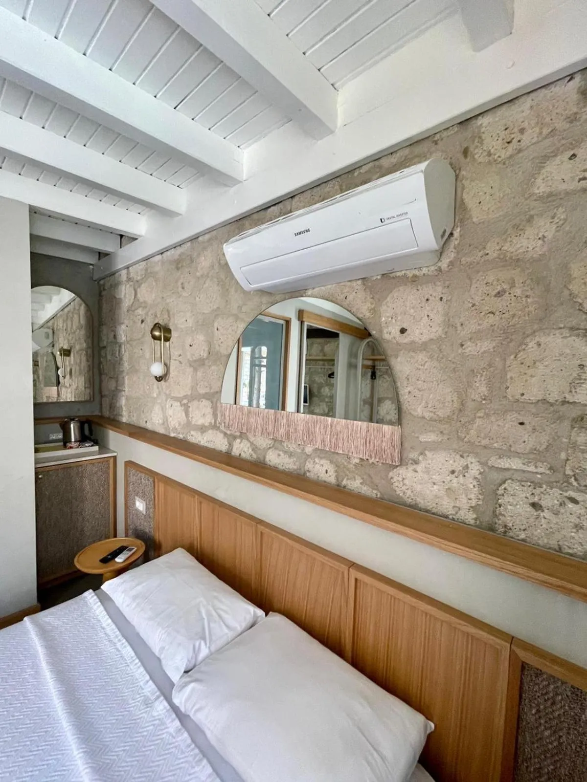 Photo of the whole room in Monk Alaçatı