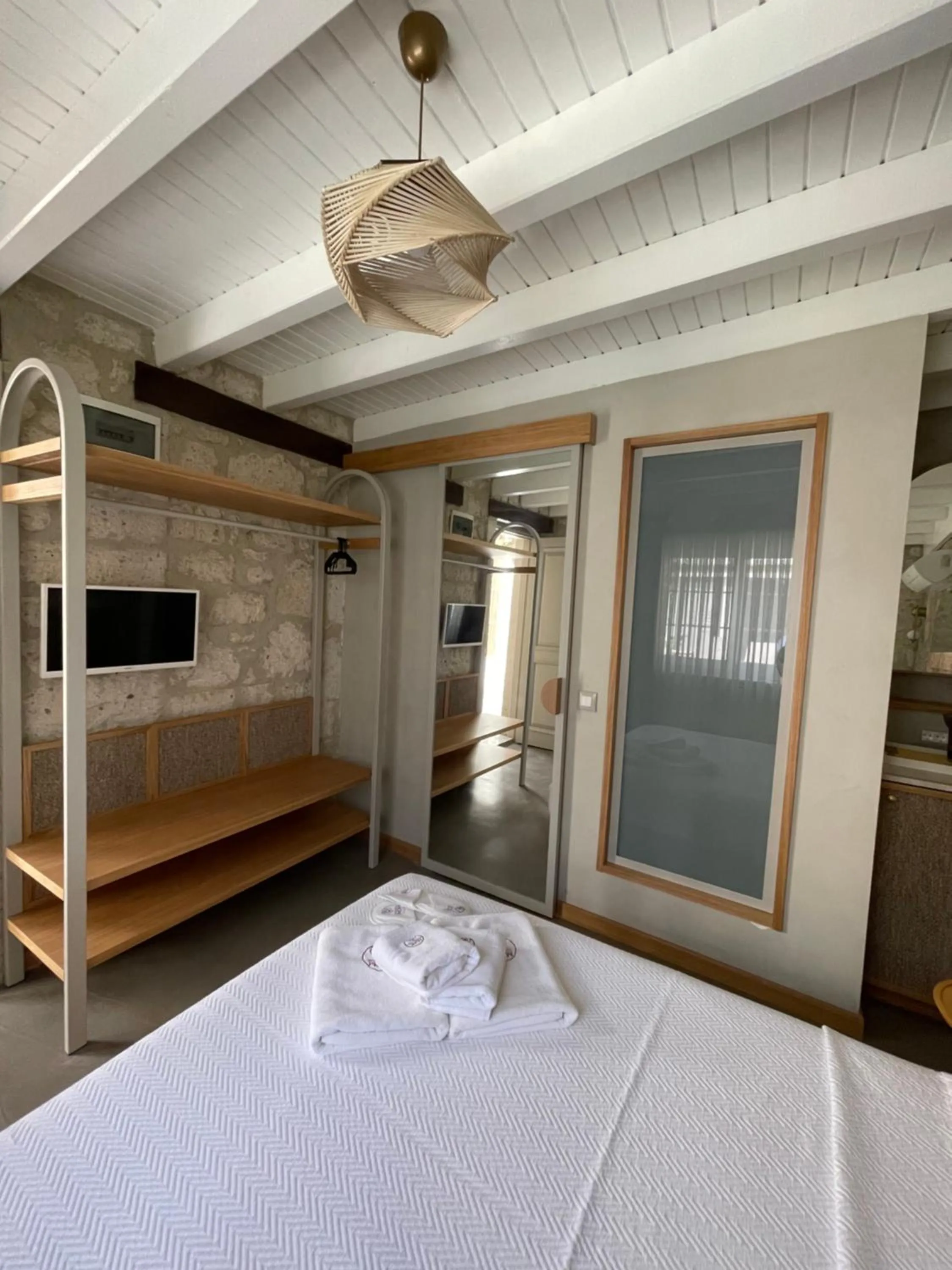 Photo of the whole room in Monk Alaçatı