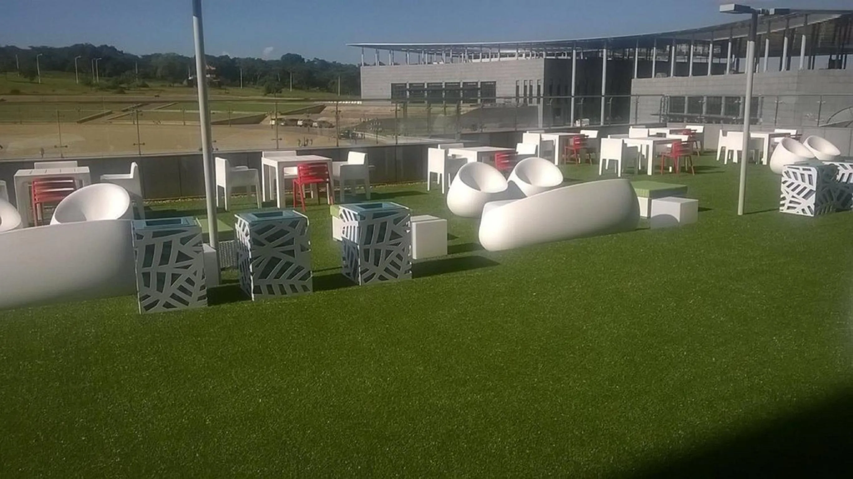 Restaurant/places to eat in President Hotel at Umodzi Park